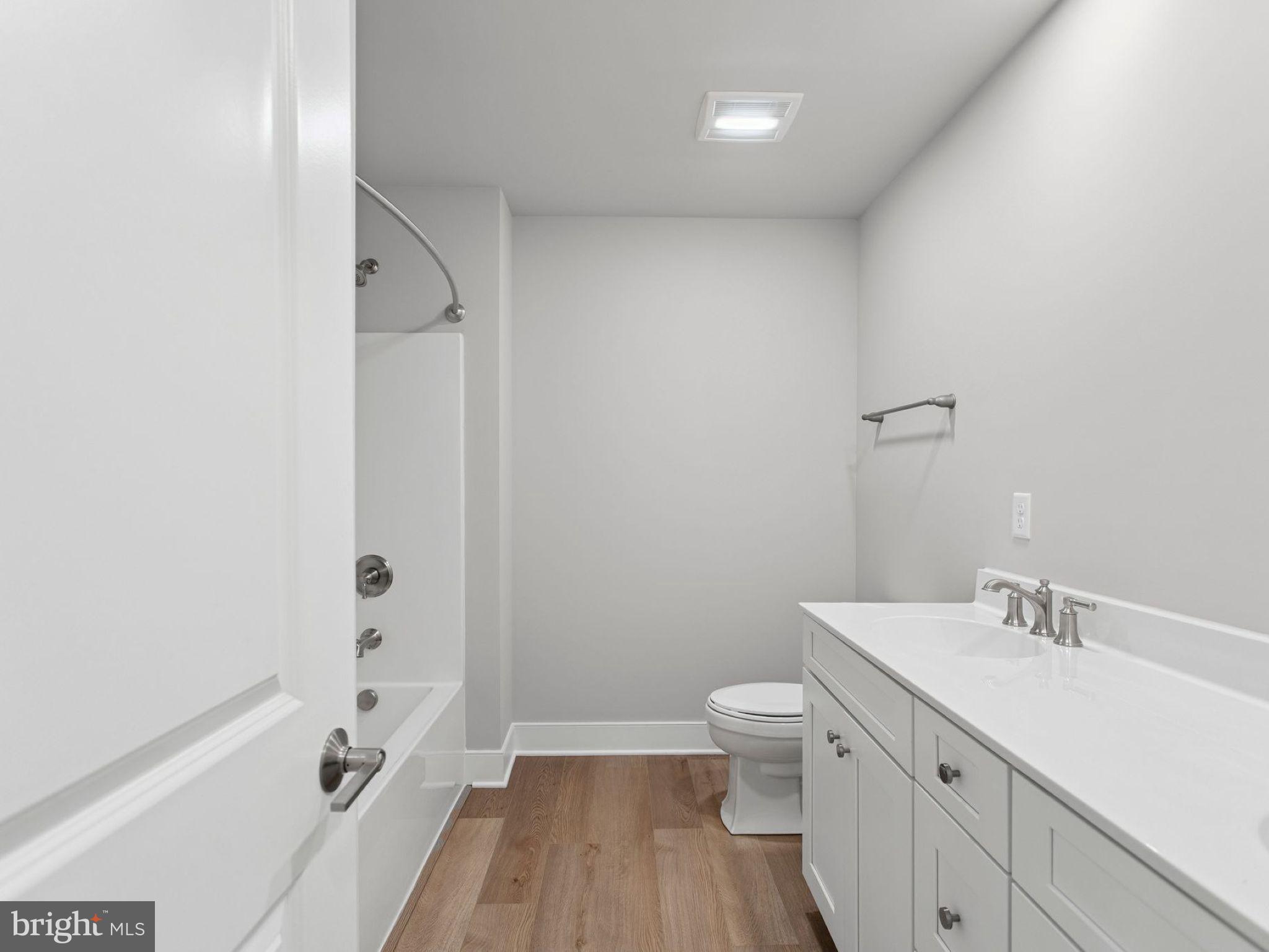 FLORIN HILL - Residential