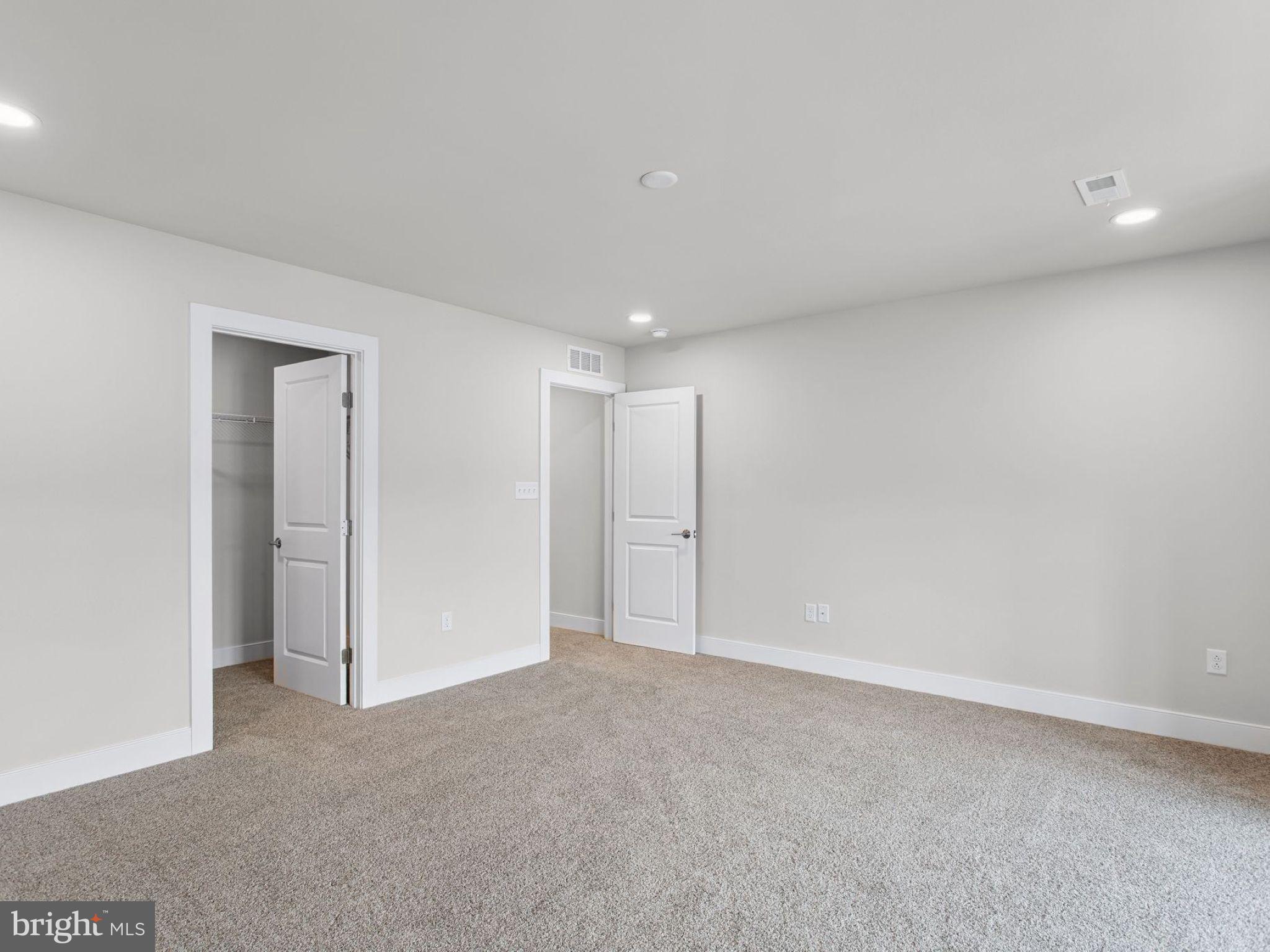 FLORIN HILL - Residential