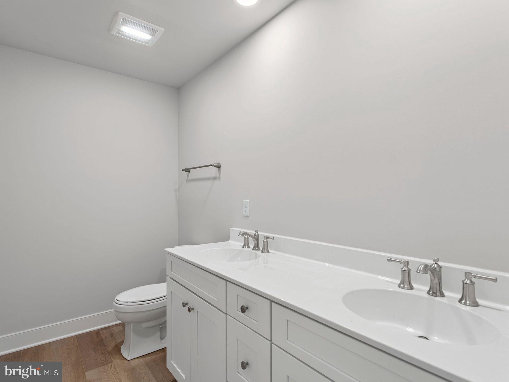 FLORIN HILL - Residential