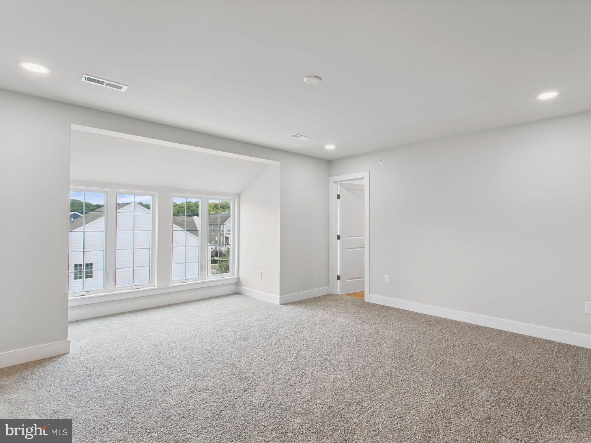 FLORIN HILL - Residential