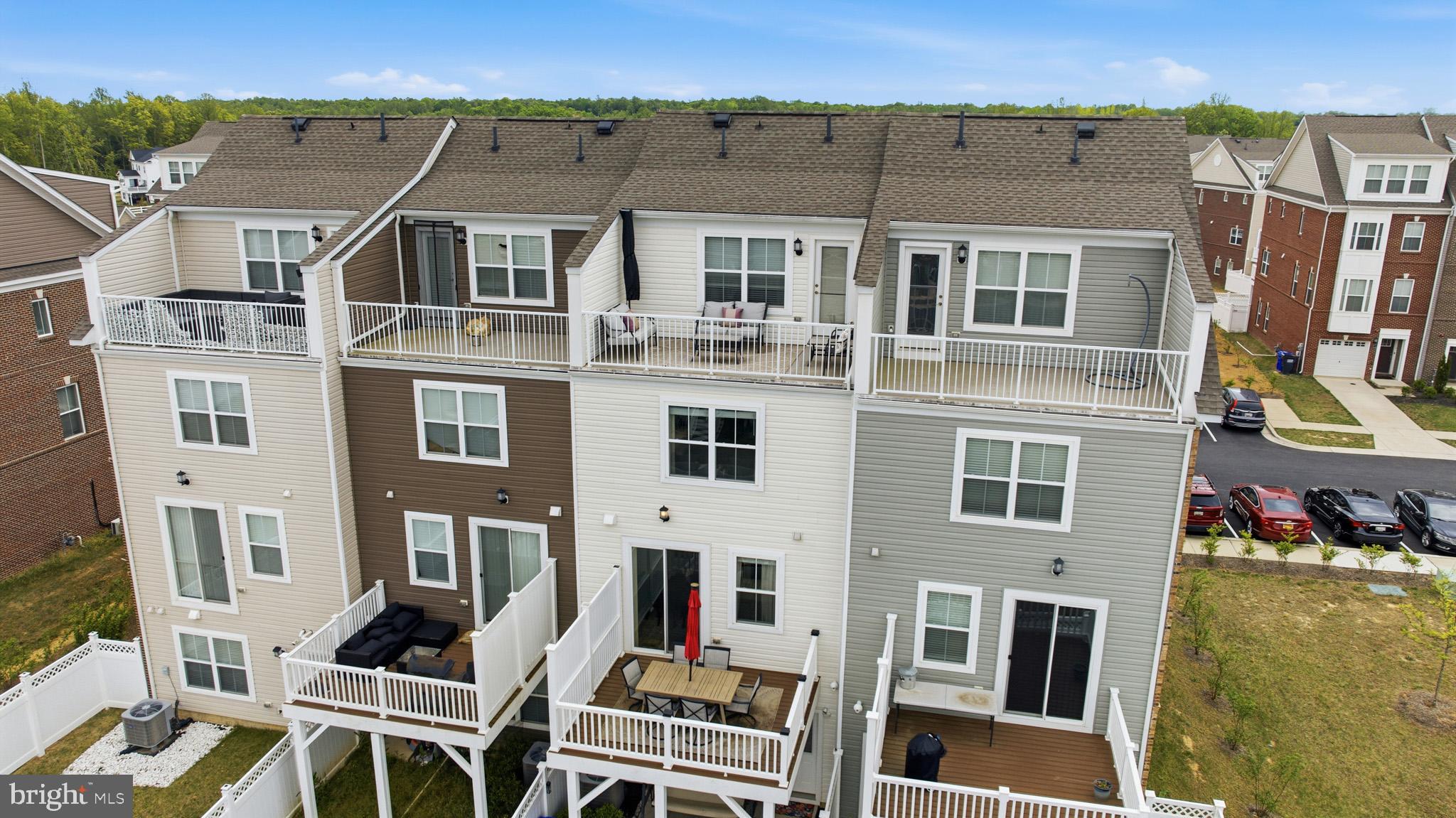 ST. CHARLES TOWNS - Residential