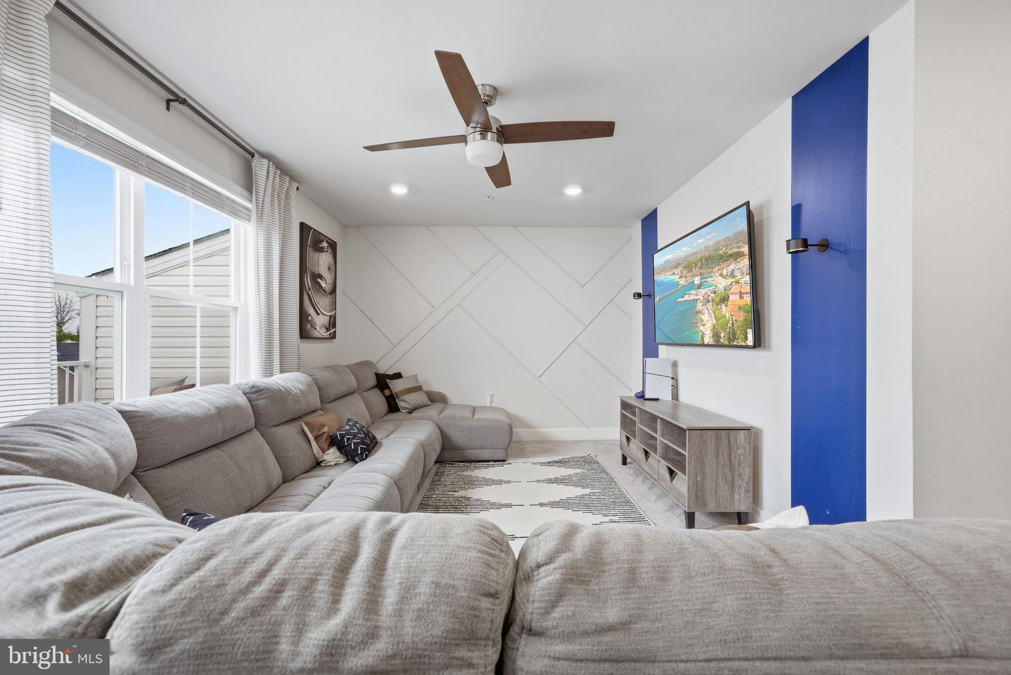 ST. CHARLES TOWNS - Residential