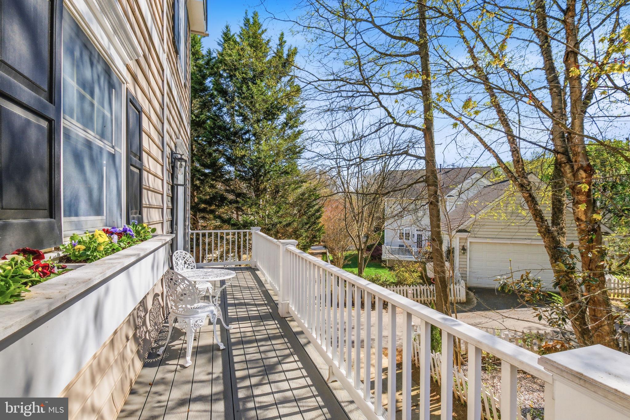 LAKELANDS - Residential