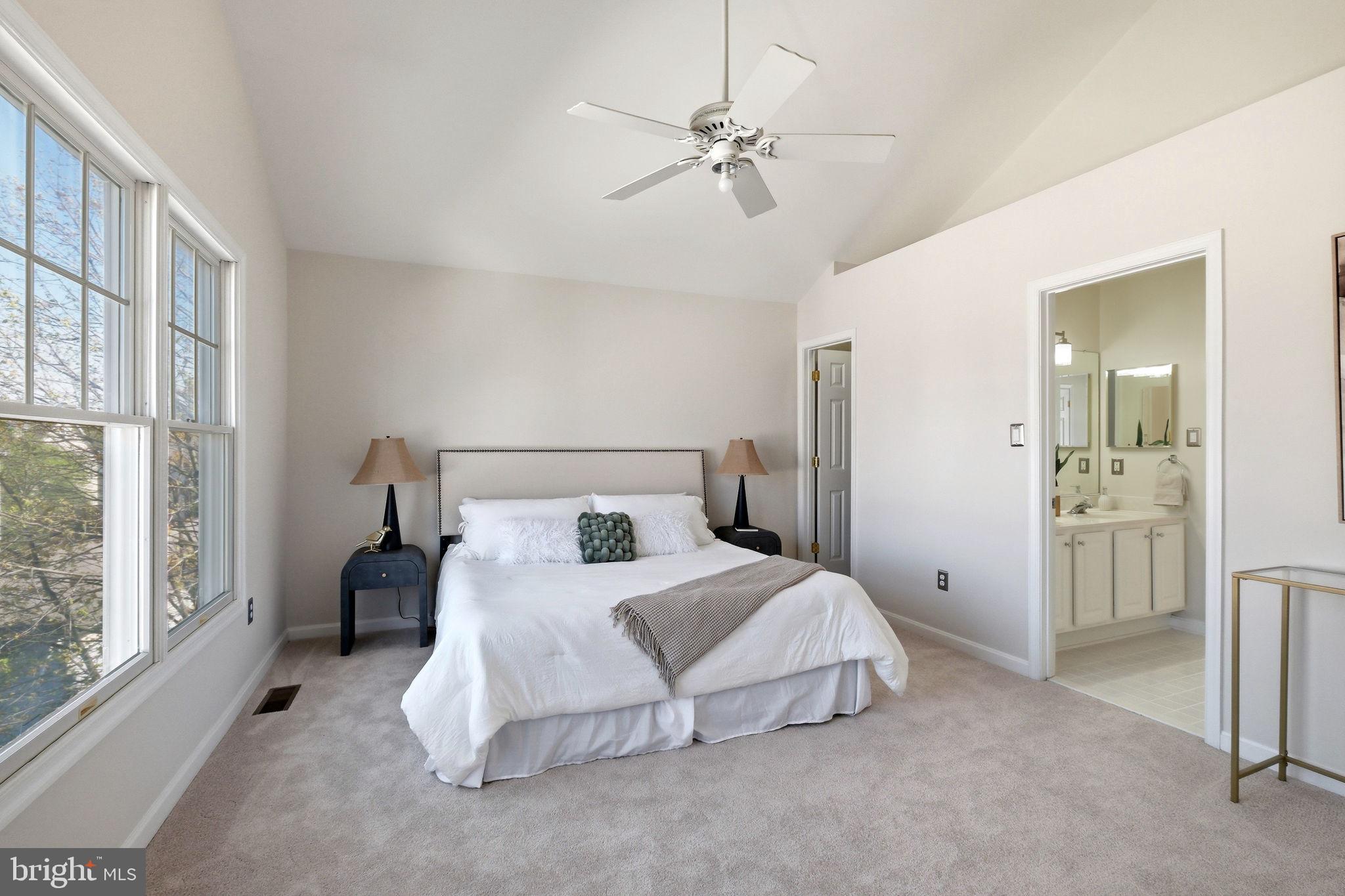 LAKELANDS - Residential