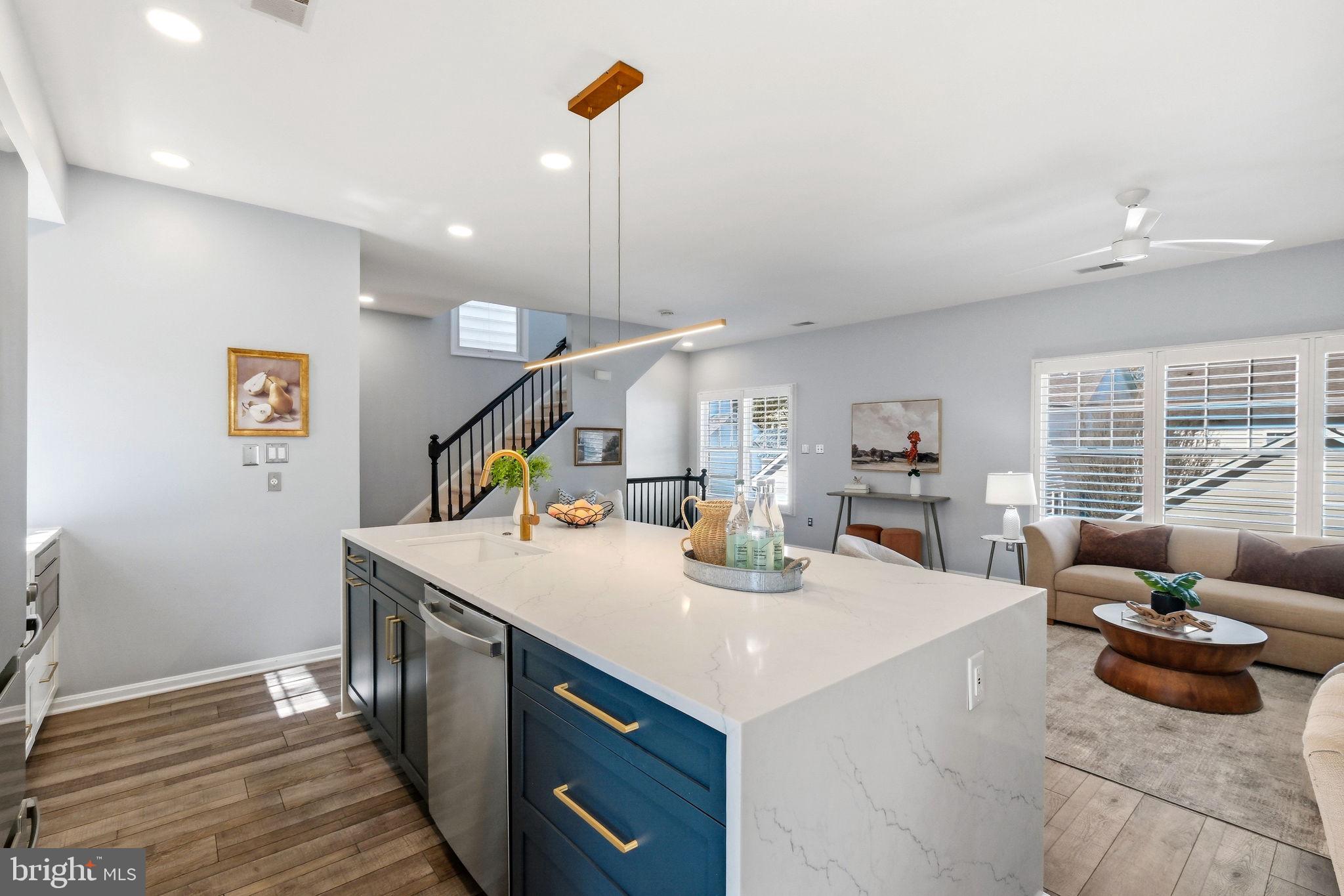 LAKELANDS - Residential