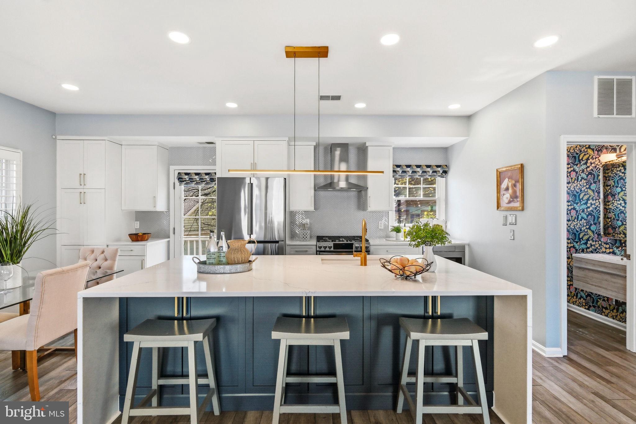 LAKELANDS - Residential