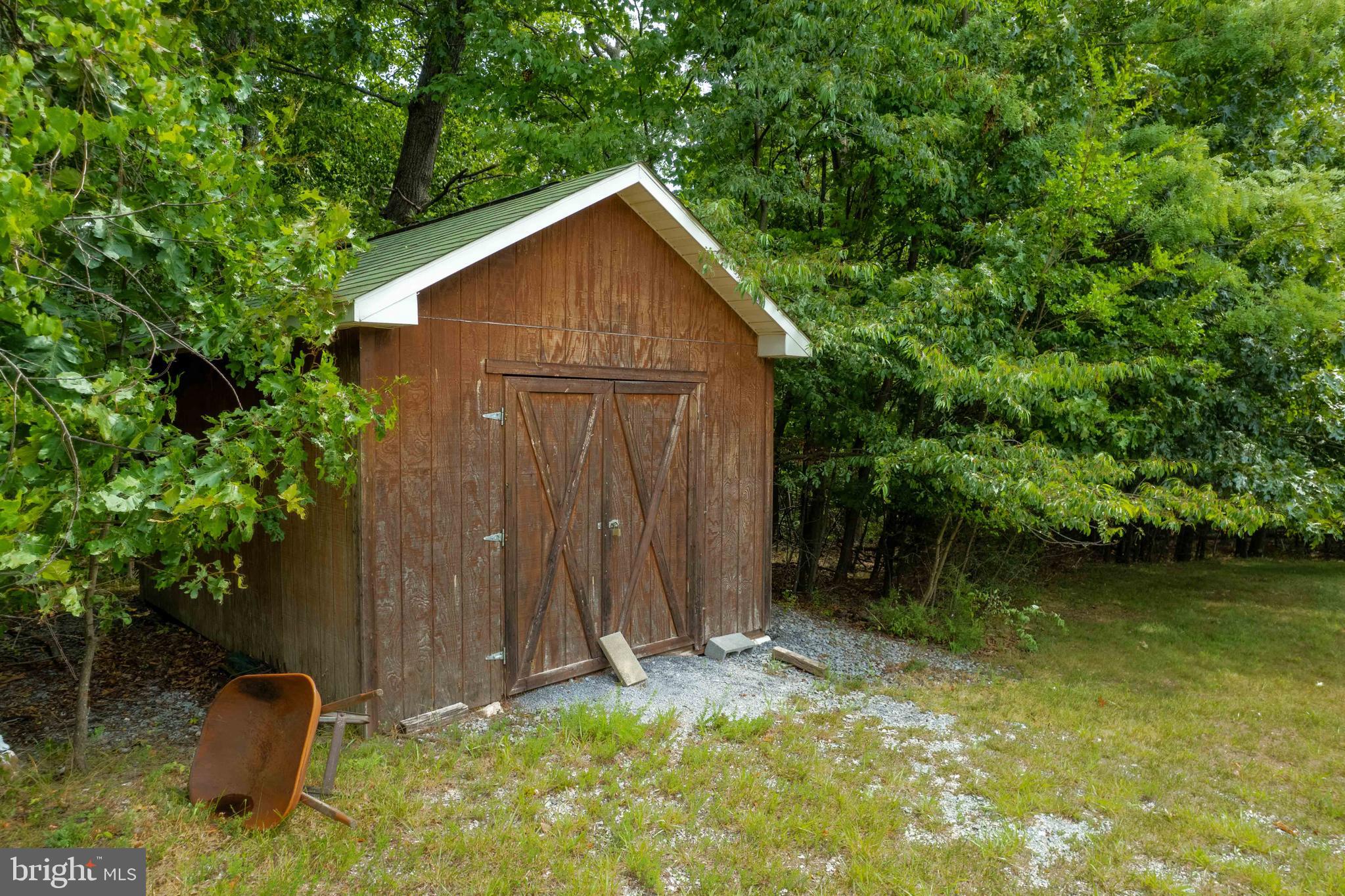 CRESCENT ORCHARDS - Residential