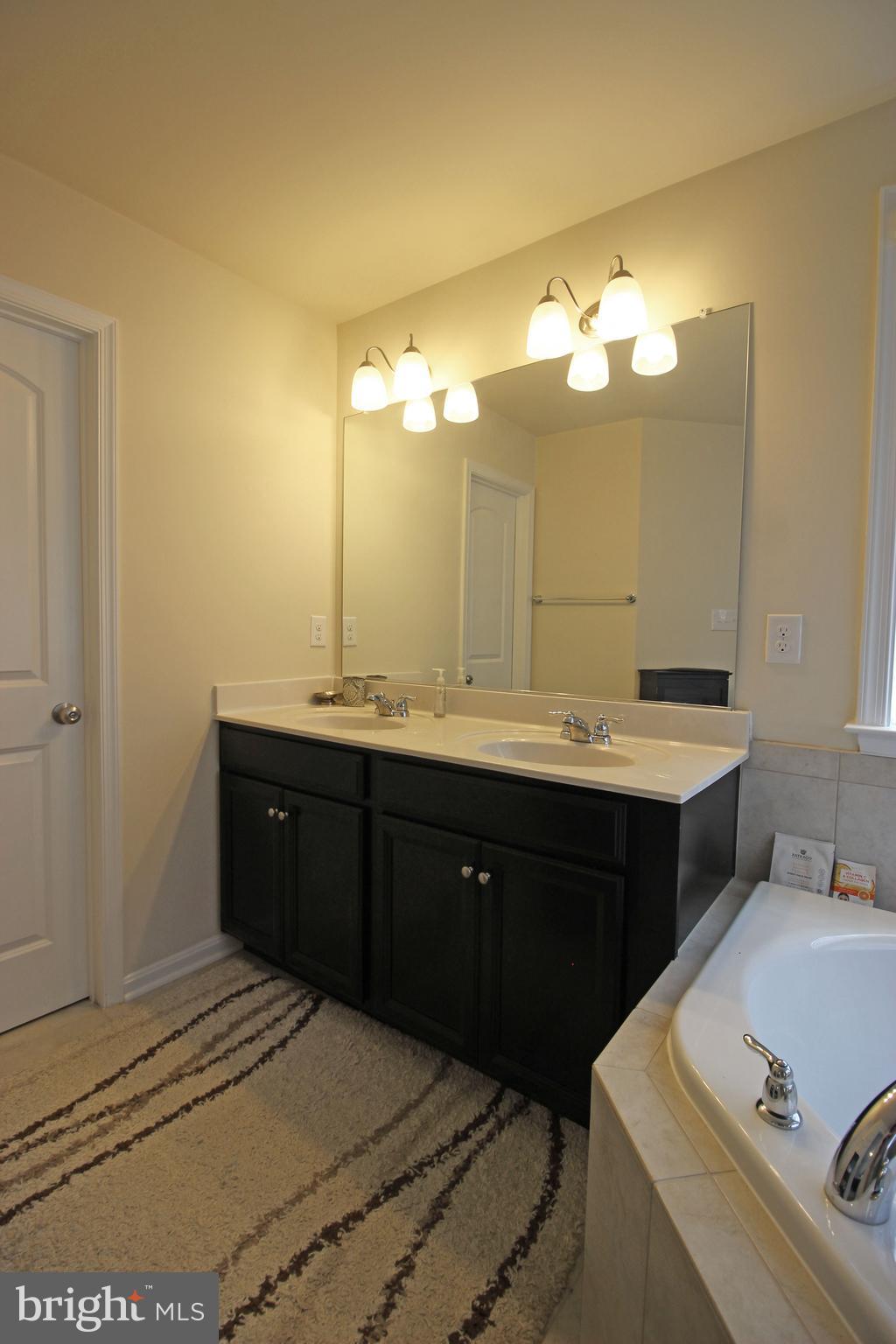 GLENARDEN - Residential