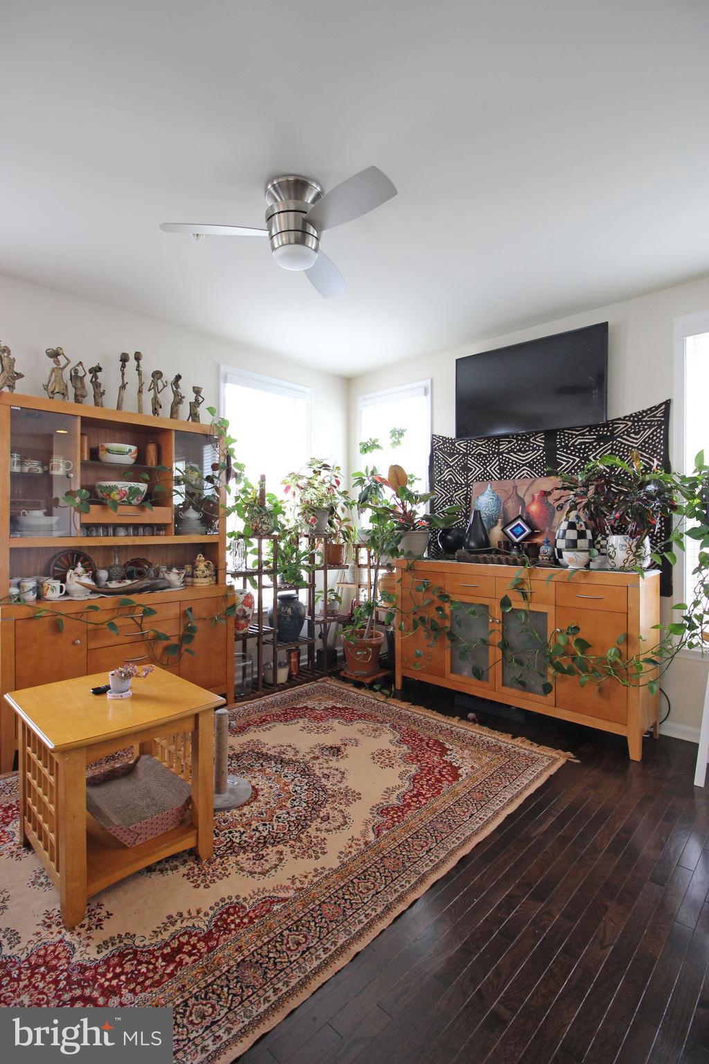 GLENARDEN - Residential