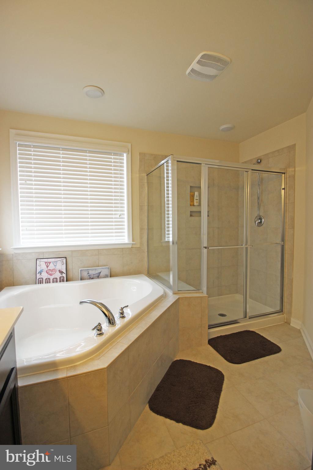 GLENARDEN - Residential