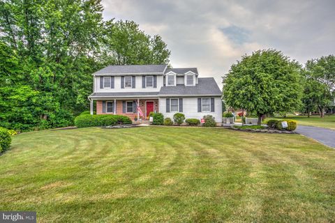 Photo of 400 S RIDGE RD, DENVER, PA 17517 (MLS # PALA2035750)