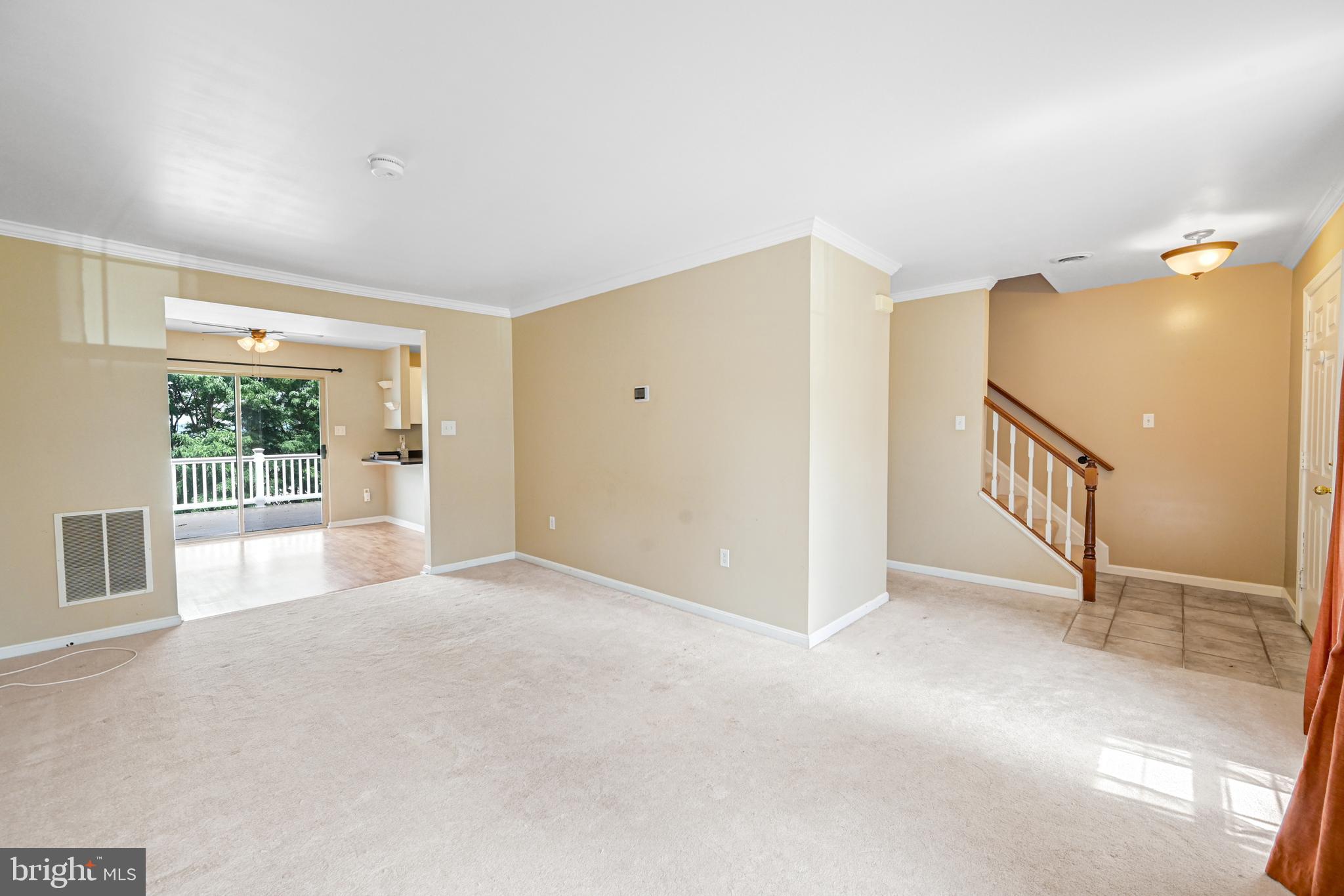 CROWN POINTE CONDOMINIUMS - Residential