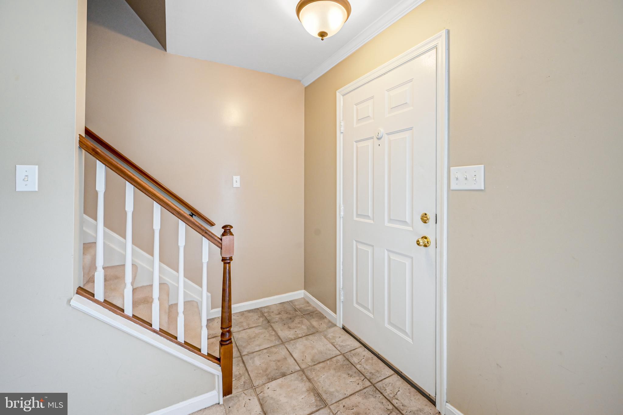 CROWN POINTE CONDOMINIUMS - Residential