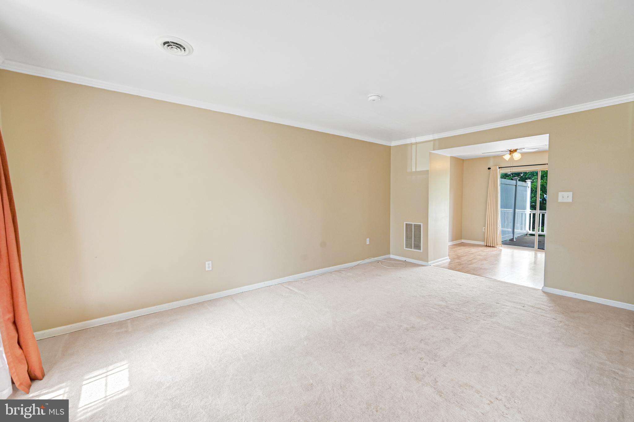 CROWN POINTE CONDOMINIUMS - Residential