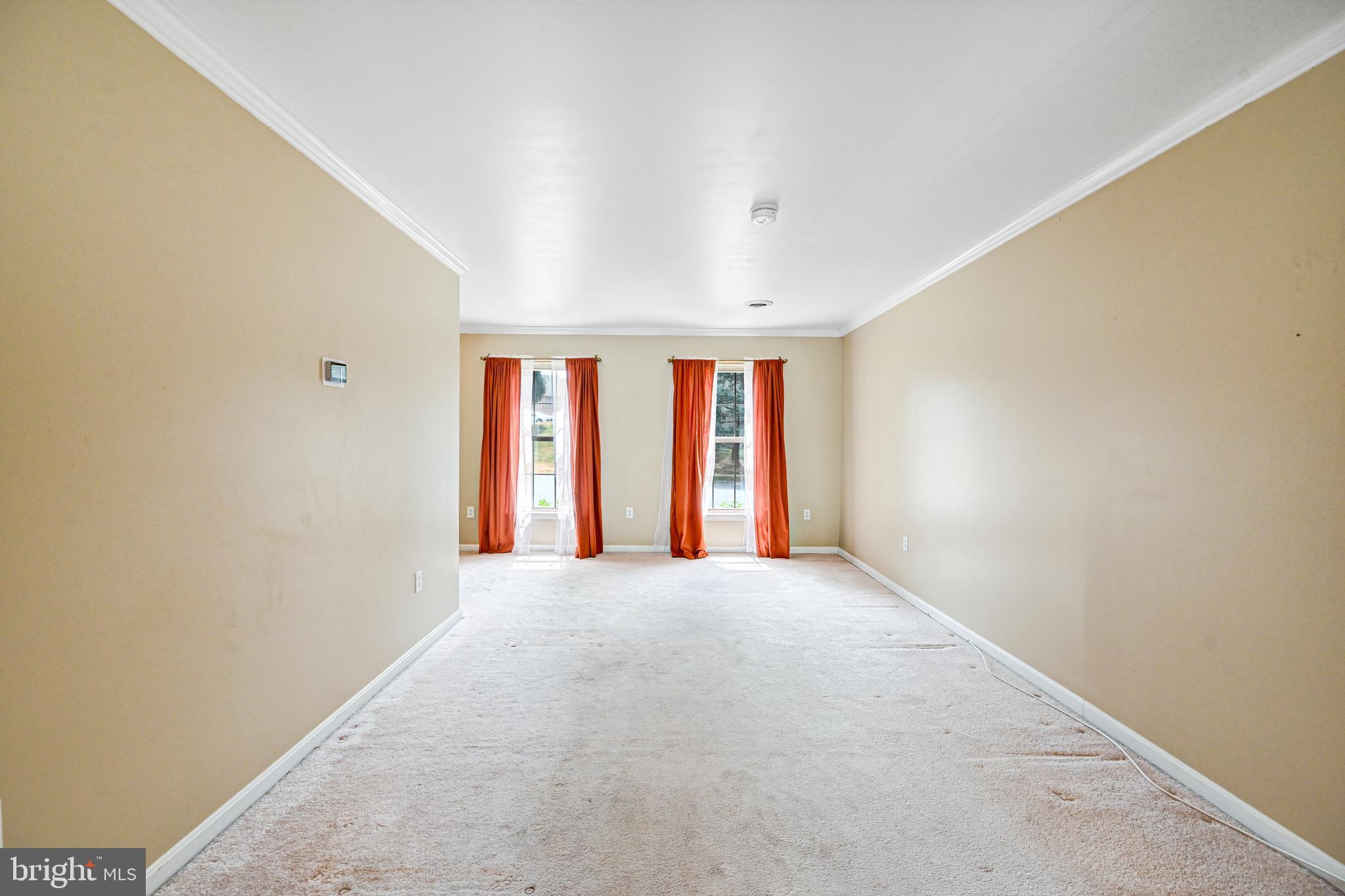 CROWN POINTE CONDOMINIUMS - Residential