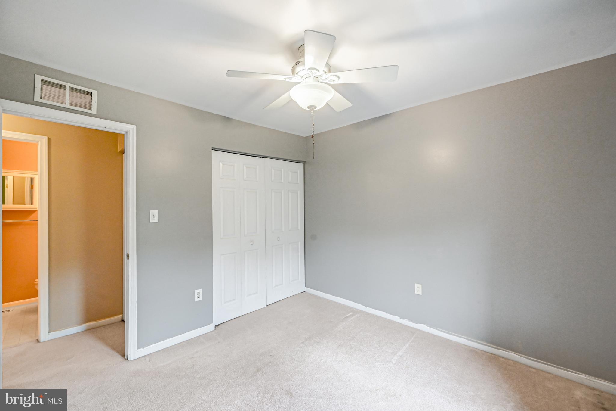 CROWN POINTE CONDOMINIUMS - Residential