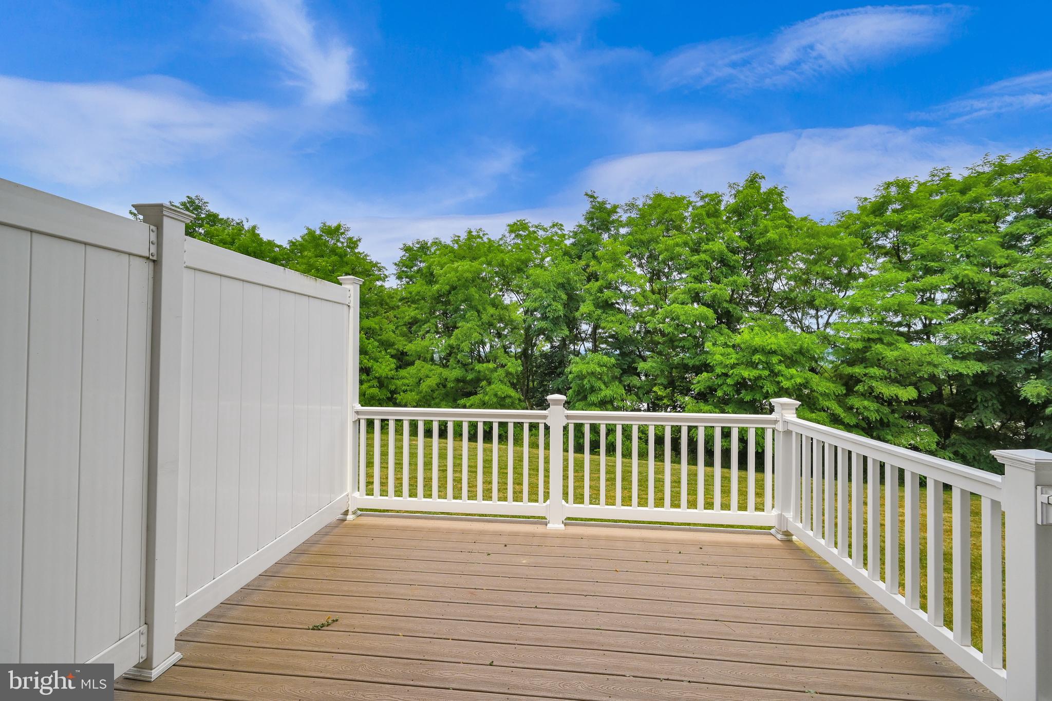 CROWN POINTE CONDOMINIUMS - Residential