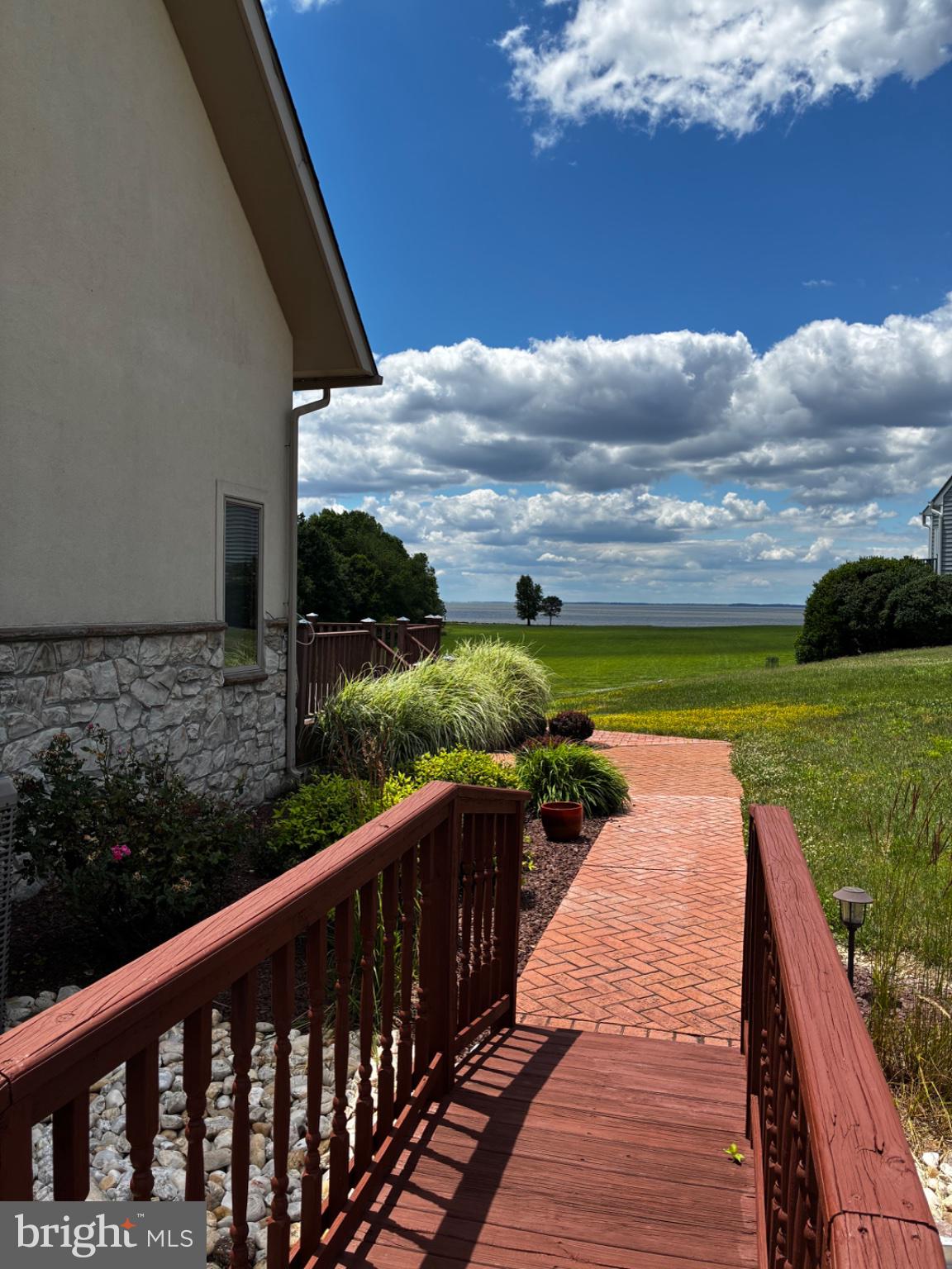 152 WICKWIRE DRIVE