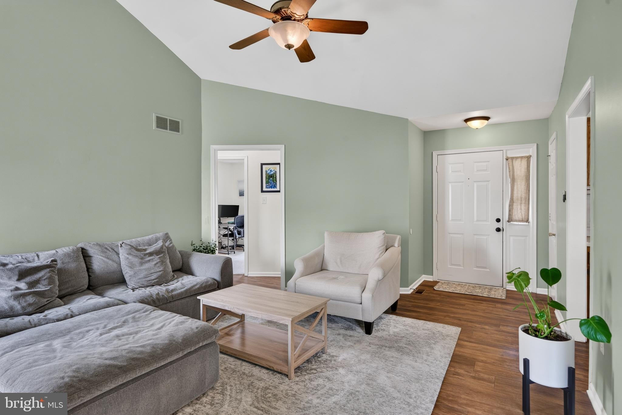 154 SUGARBERRY DRIVE