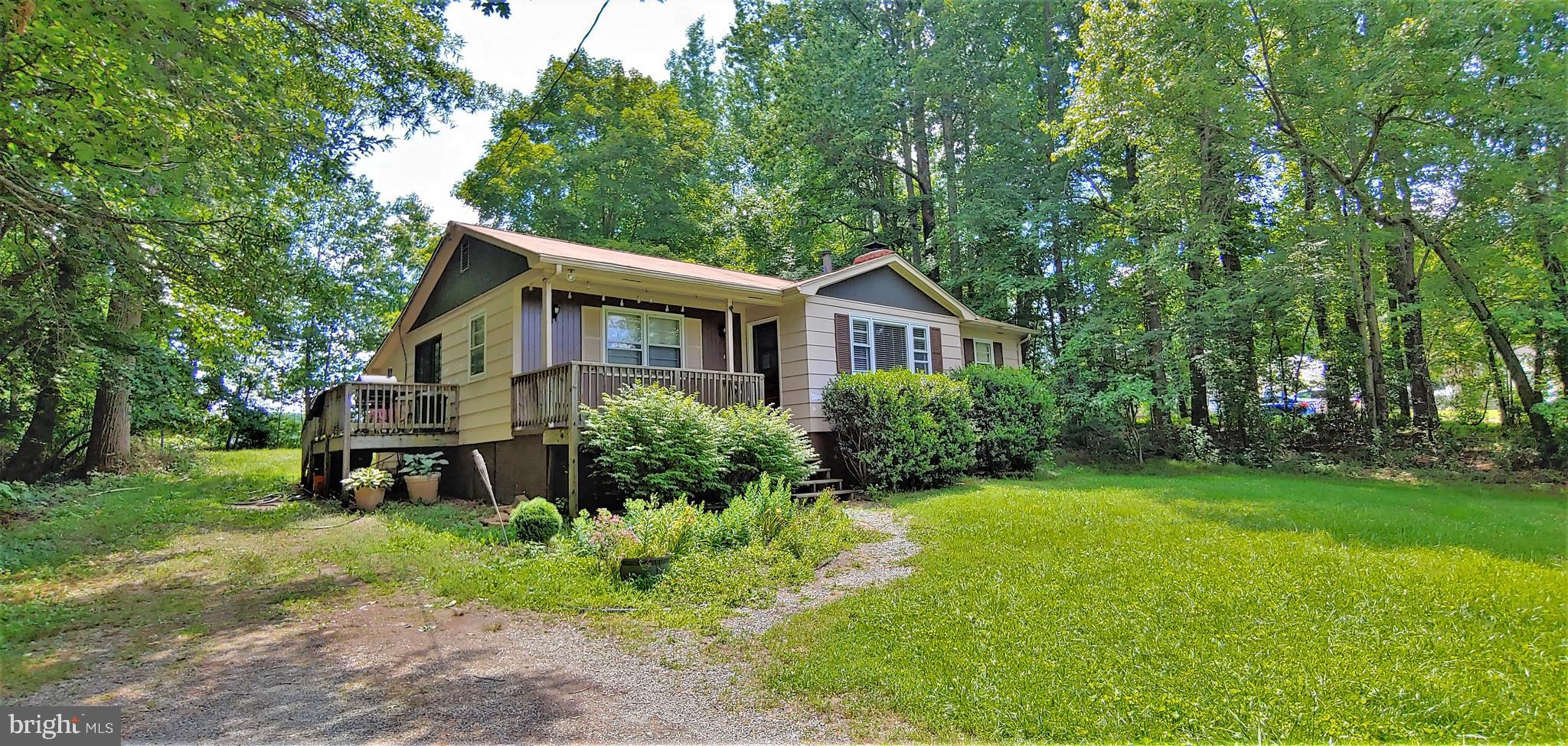 LAKE CAROLINE - Residential