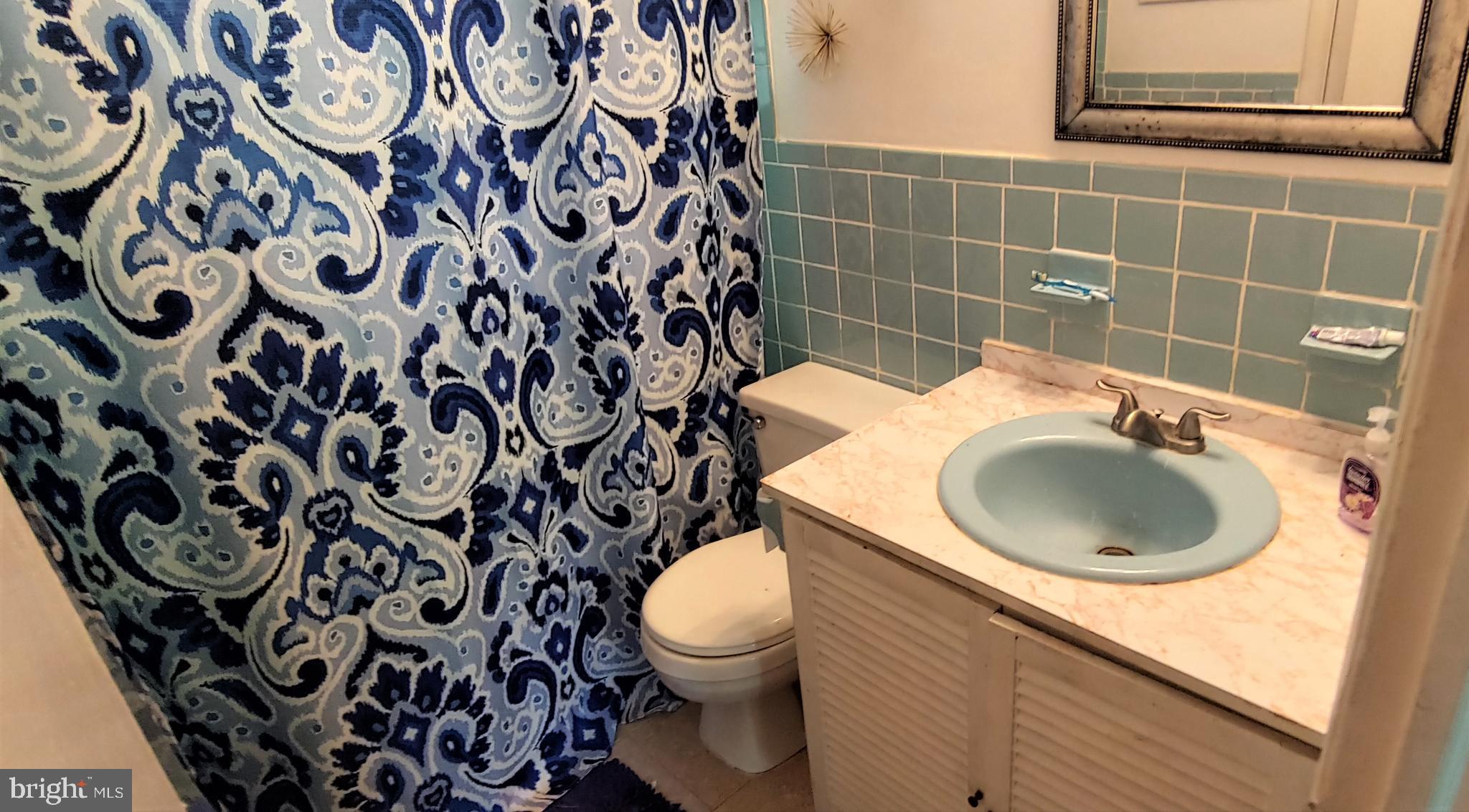 LAKE CAROLINE - Residential