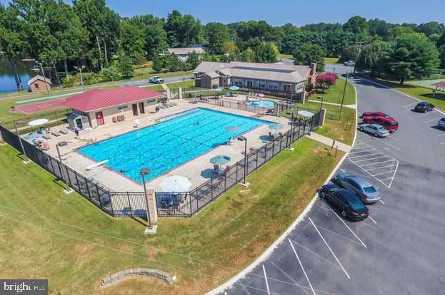 LAKE CAROLINE - Residential