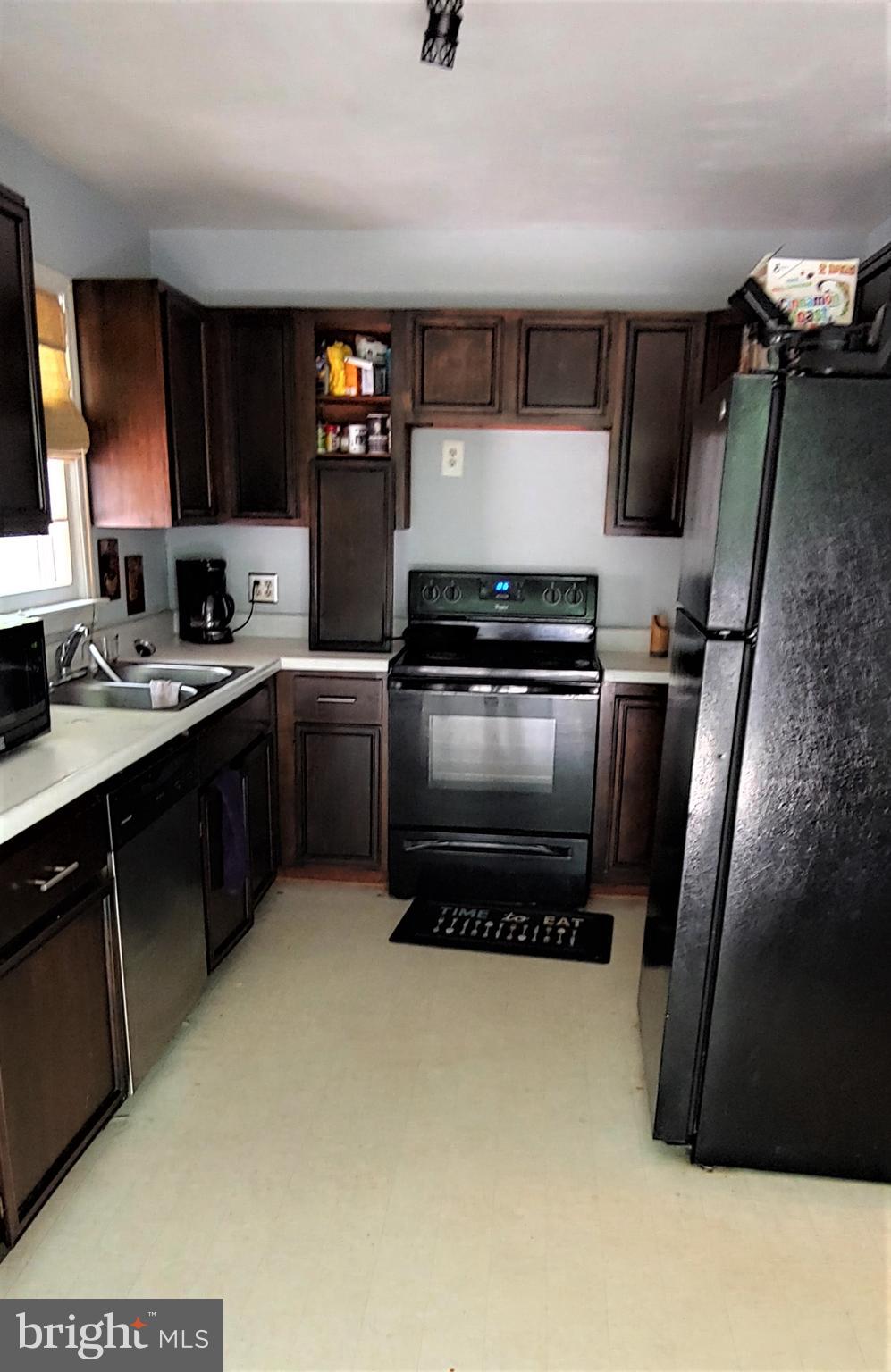 LAKE CAROLINE - Residential