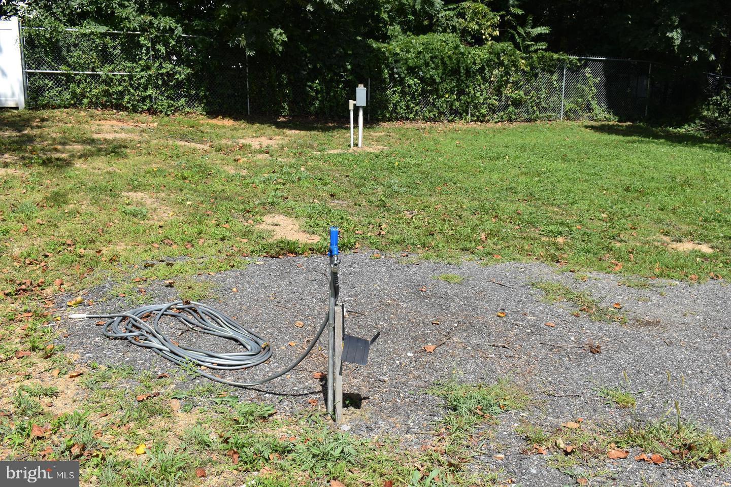 HEDGESVILLE - Residential