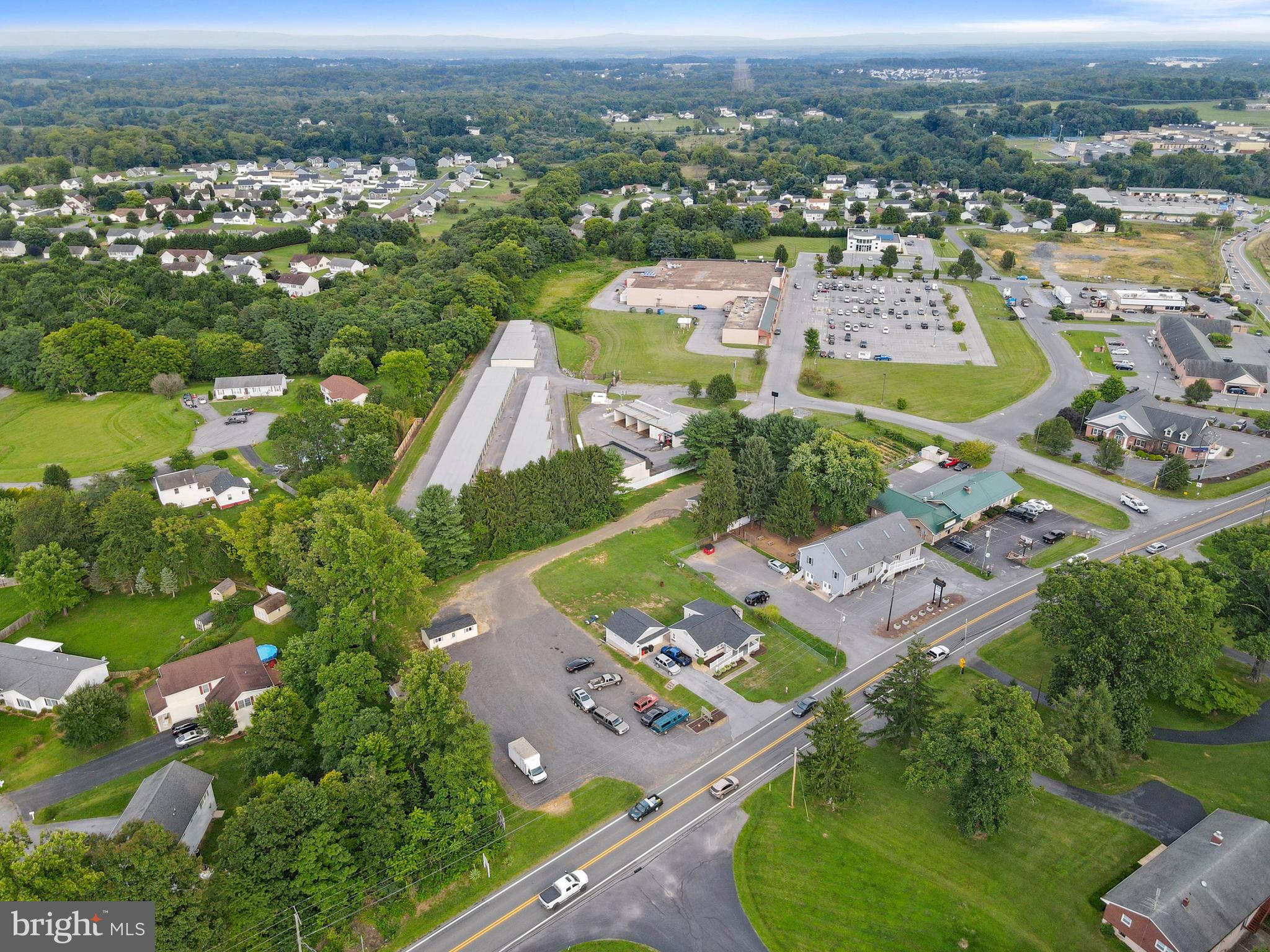 HEDGESVILLE - Residential