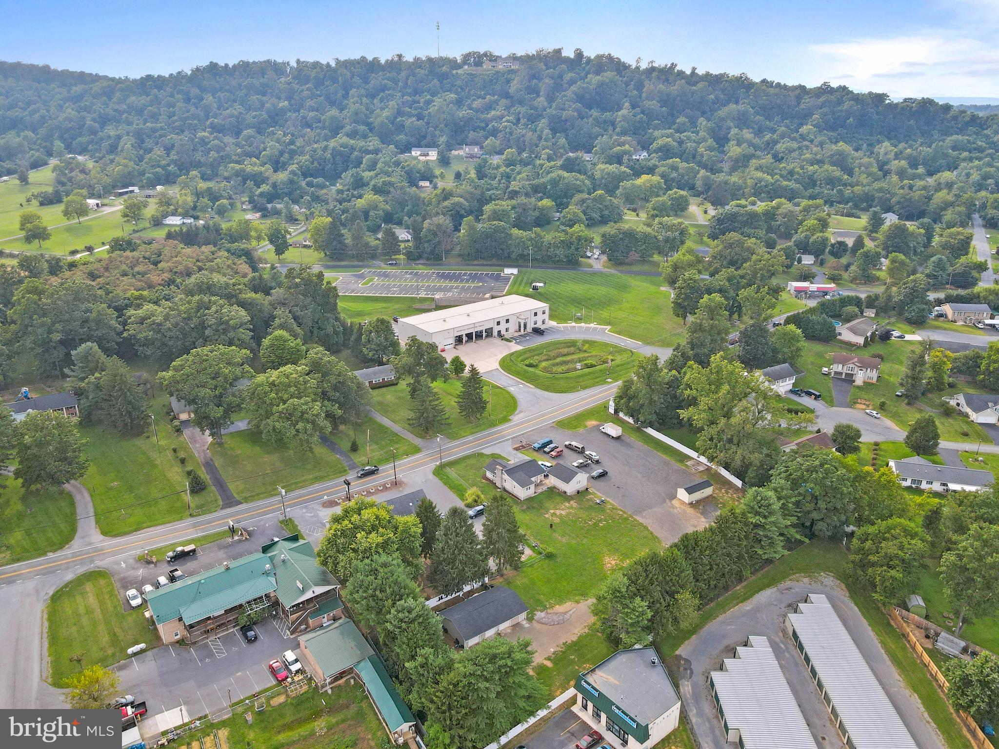 HEDGESVILLE - Residential