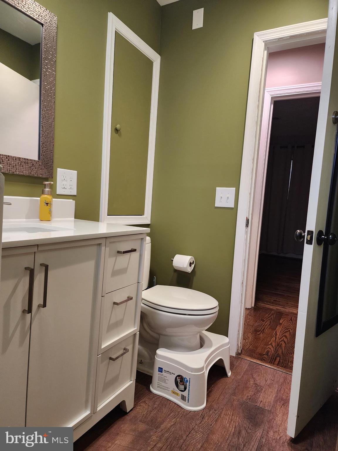 HEDGESVILLE - Residential