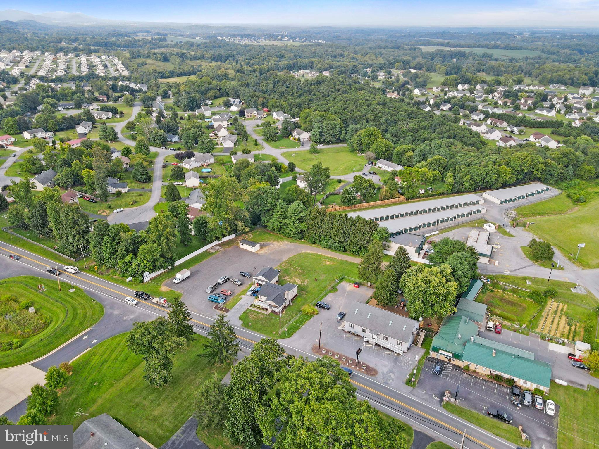 HEDGESVILLE - Residential