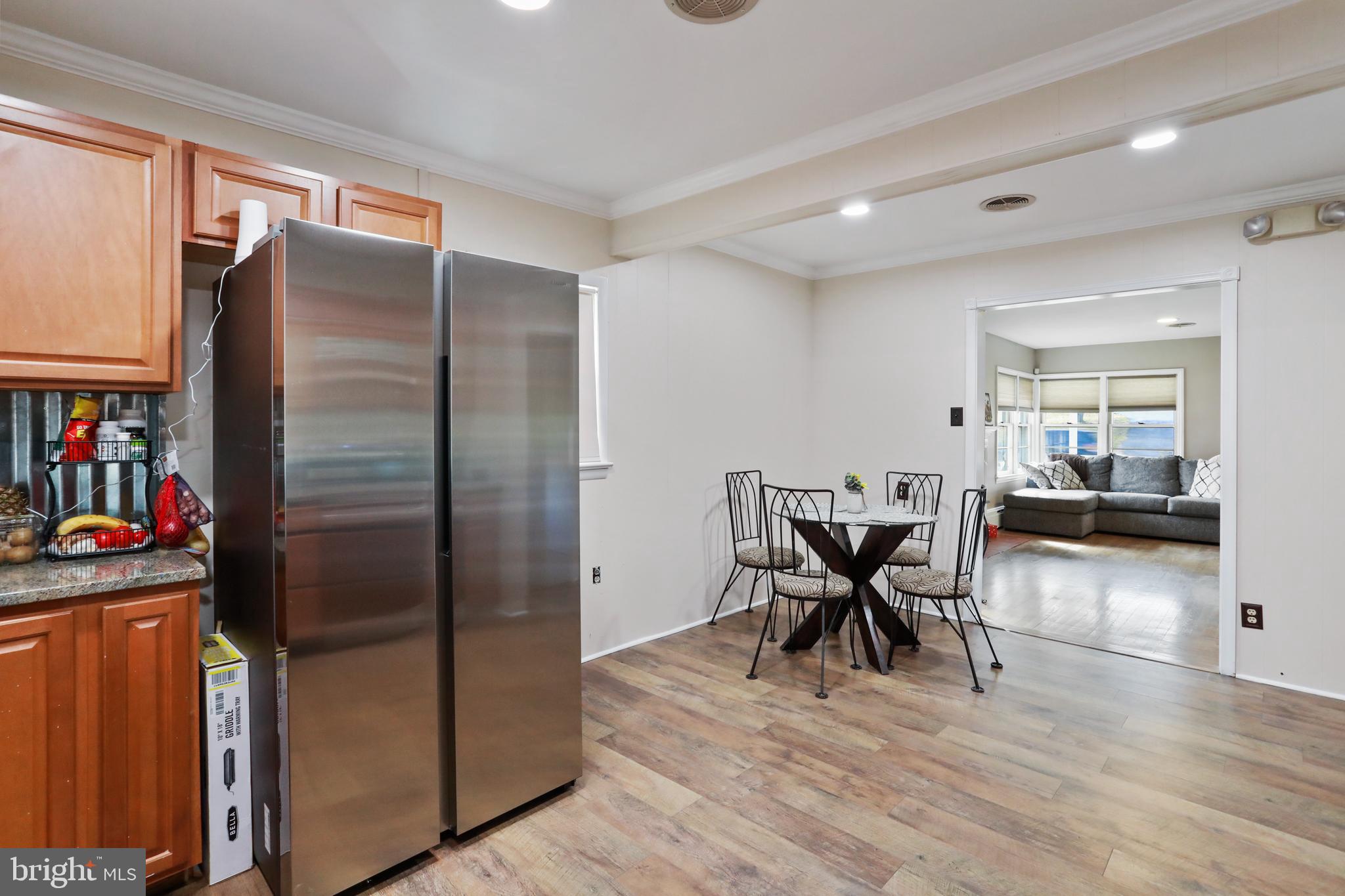 HEDGESVILLE - Residential