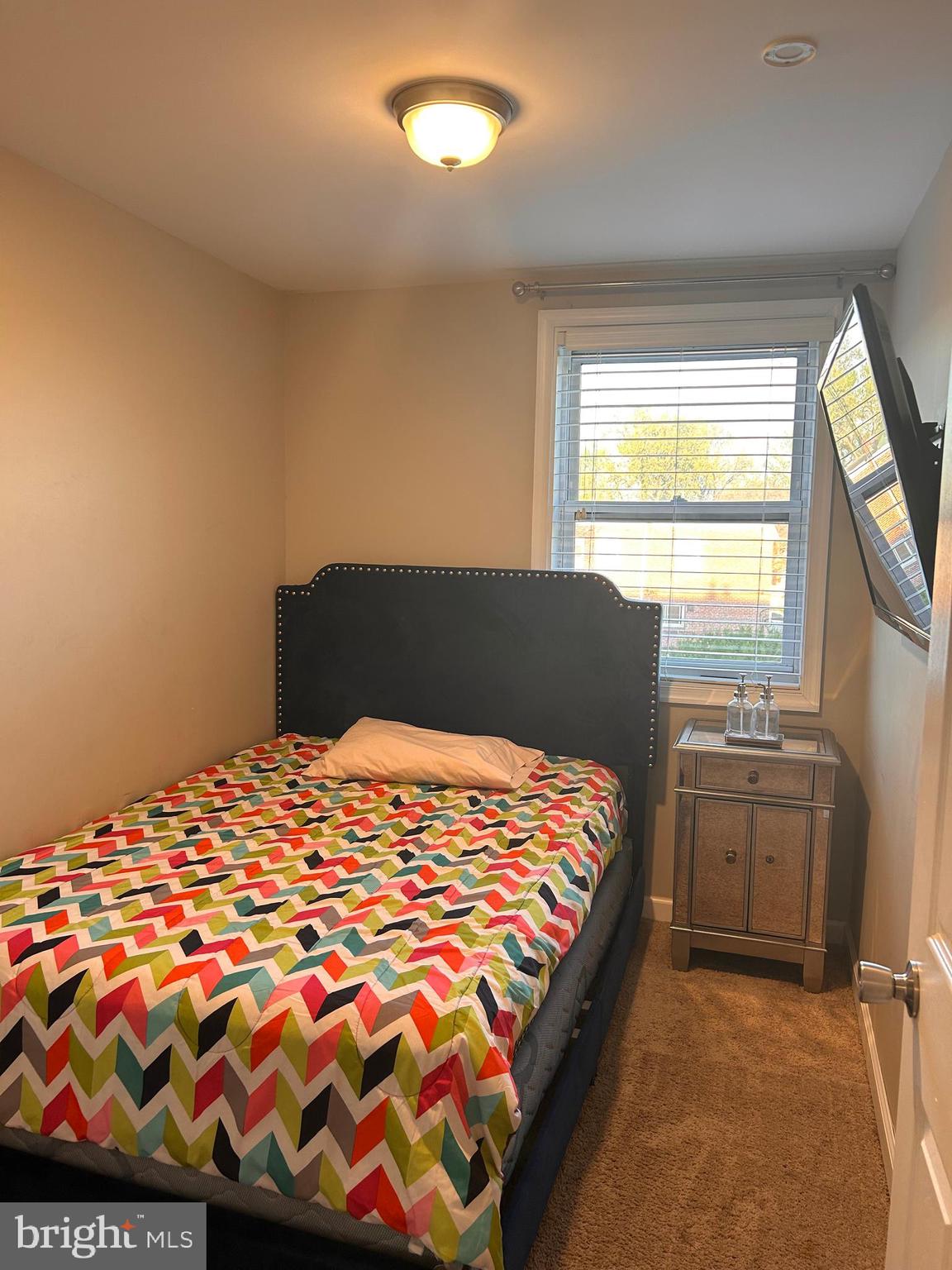 FOLCROFT - Residential Lease