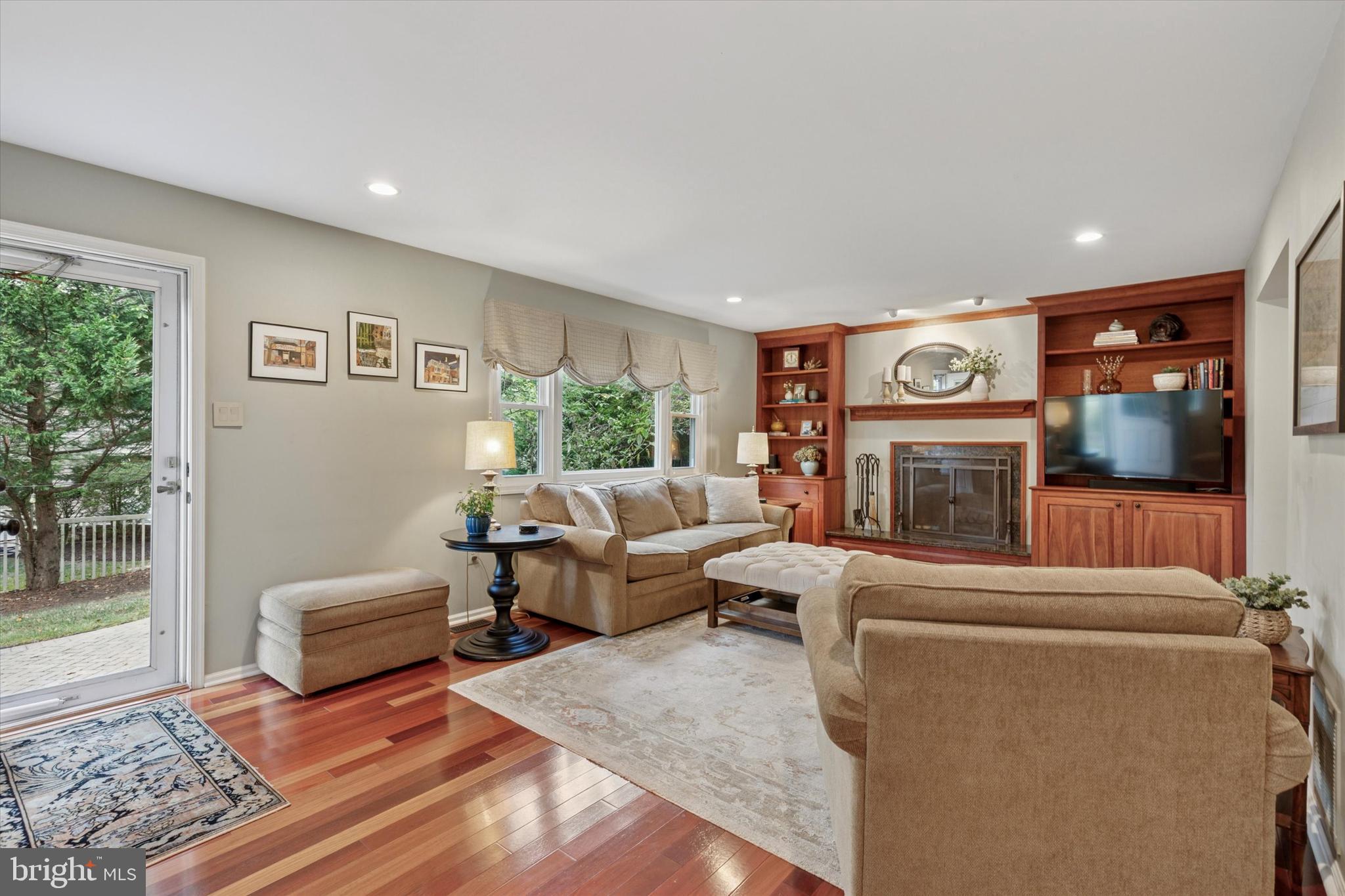 GWYNEDD HILL - Residential