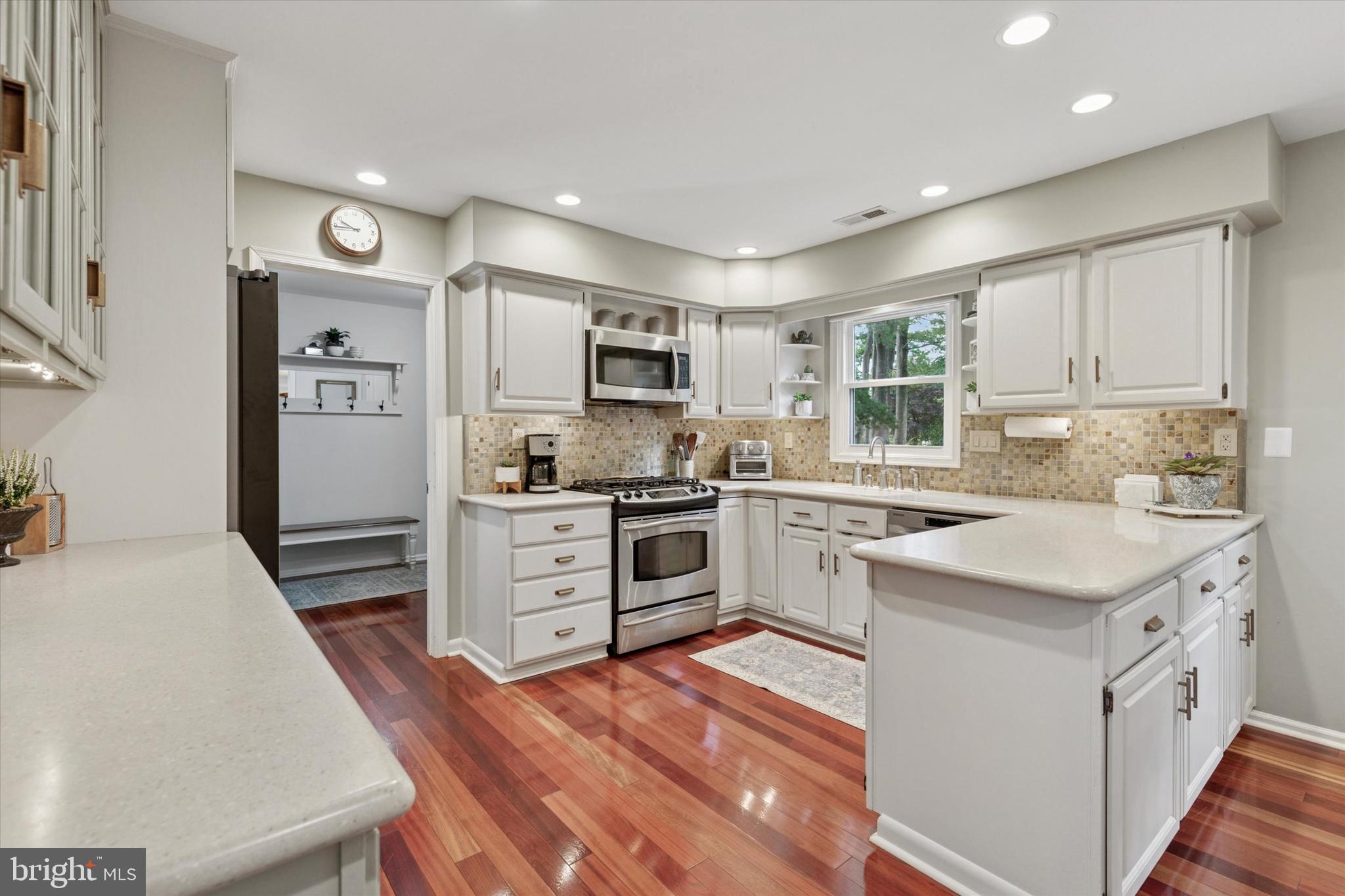 GWYNEDD HILL - Residential