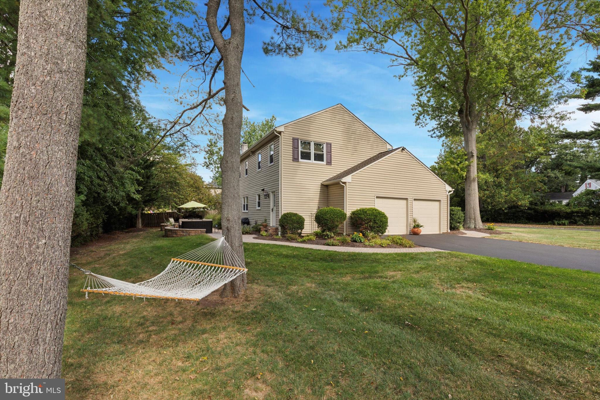 GWYNEDD HILL - Residential
