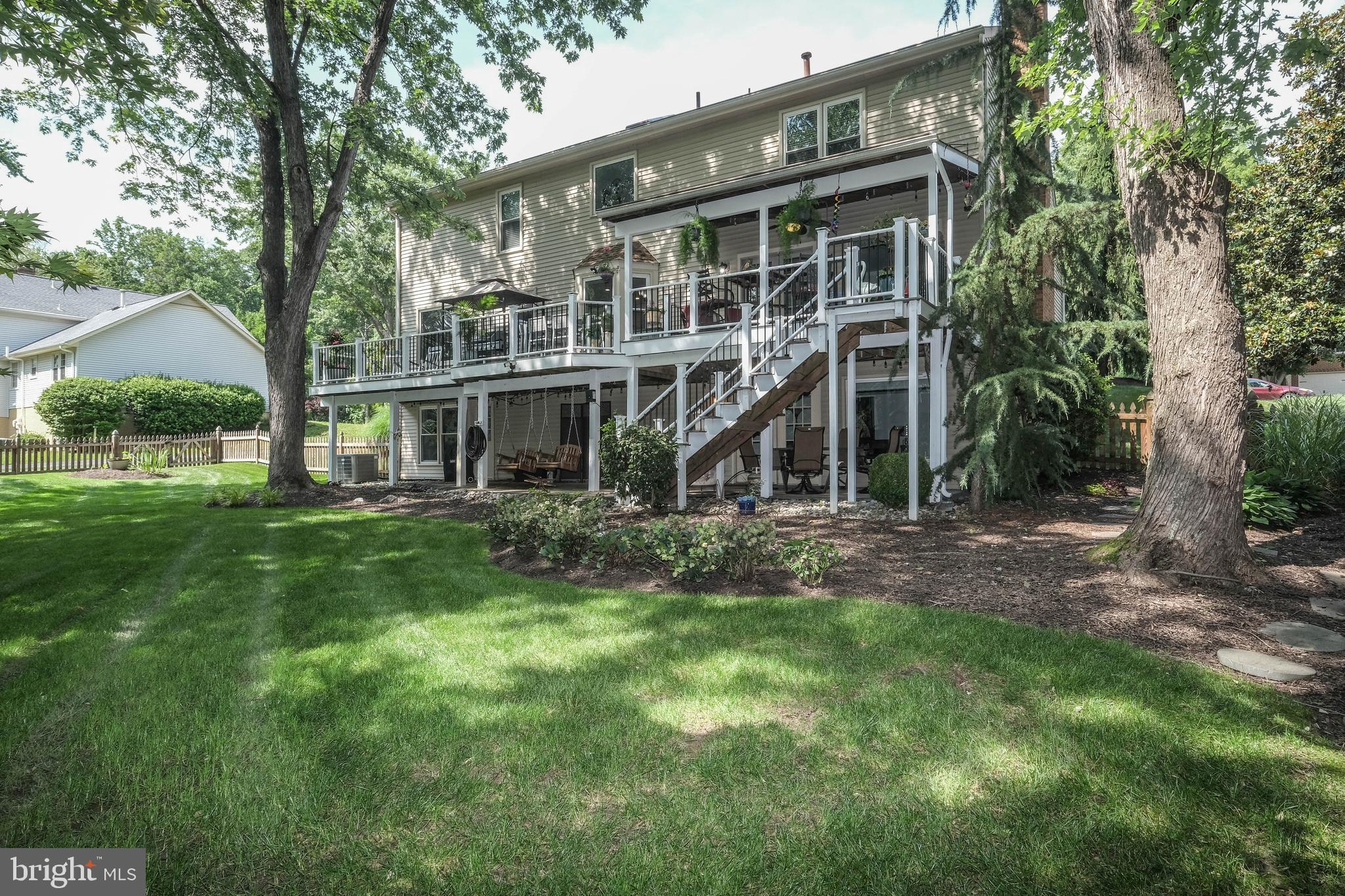 LAKE RIDGE LYNNWOOD - Residential