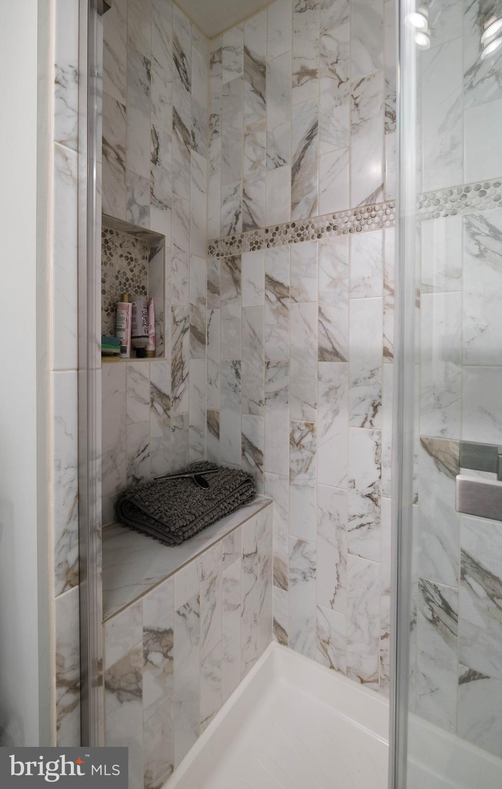 LAKE RIDGE LYNNWOOD - Residential