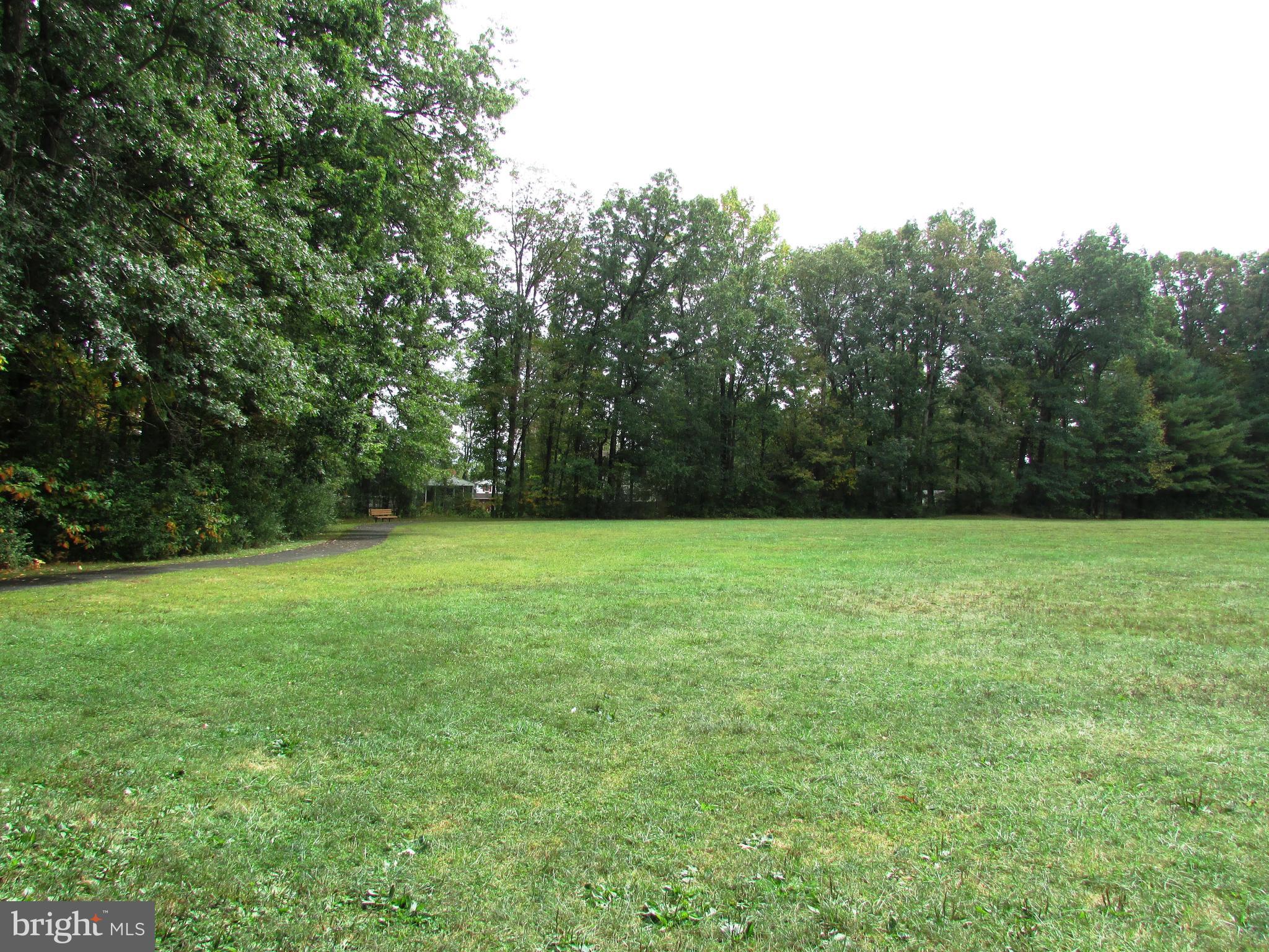 BREEZEWOOD FOREST - Residential