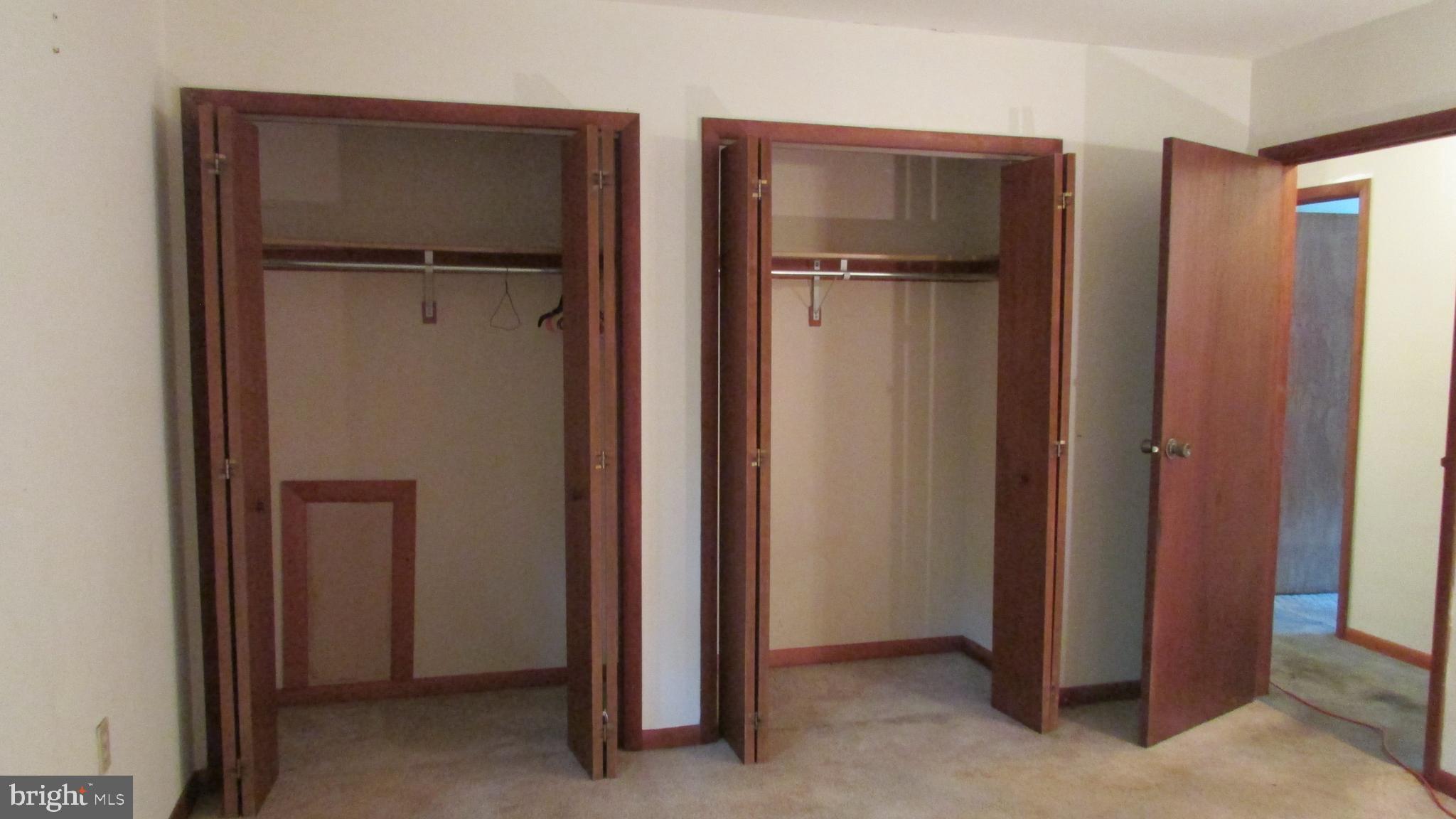 BREEZEWOOD FOREST - Residential