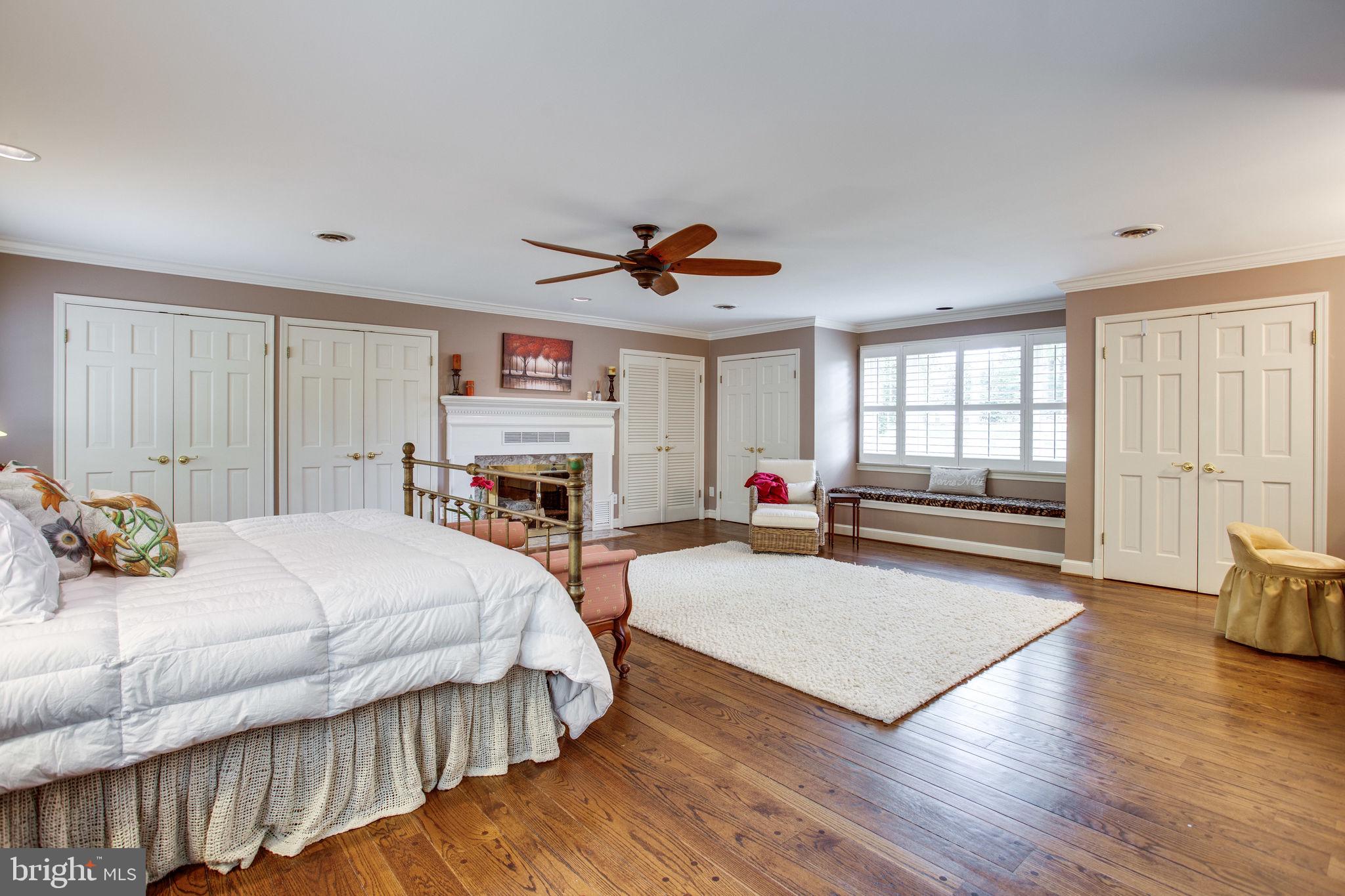 POTOMAC OUTSIDE - Residential