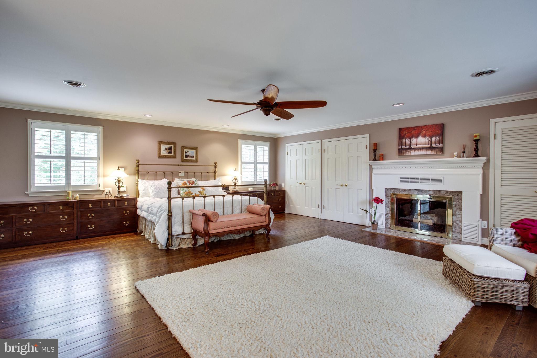 POTOMAC OUTSIDE - Residential