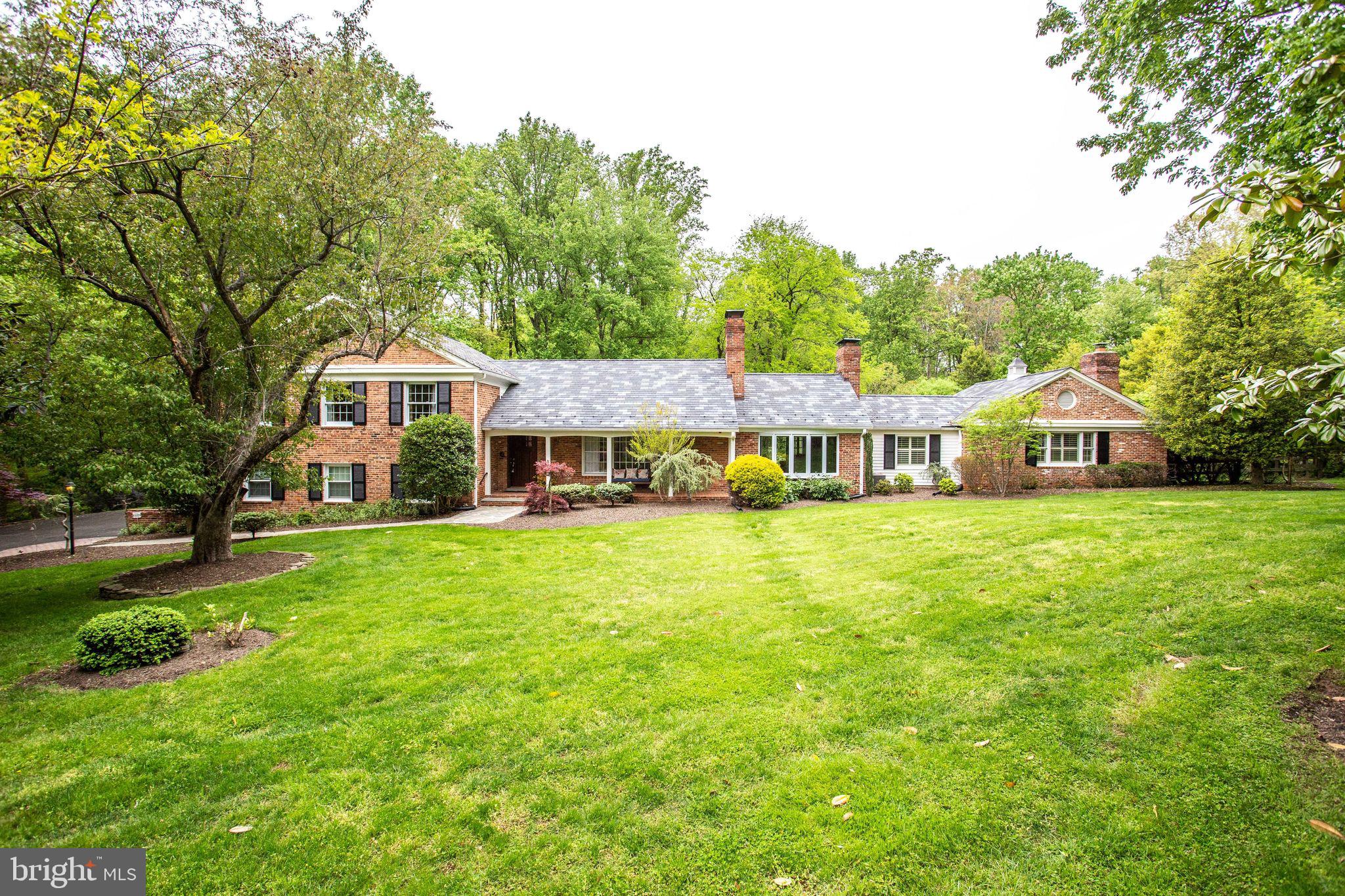 POTOMAC OUTSIDE - Residential