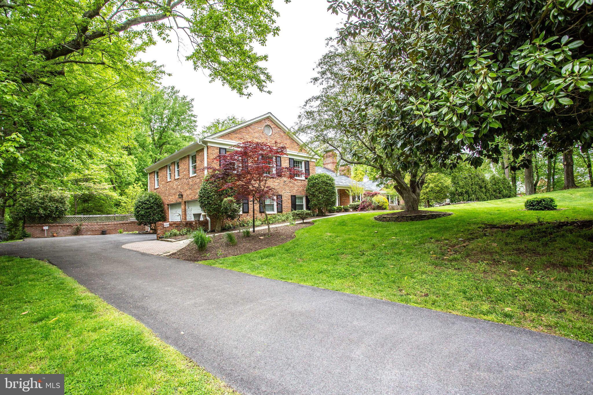 POTOMAC OUTSIDE - Residential