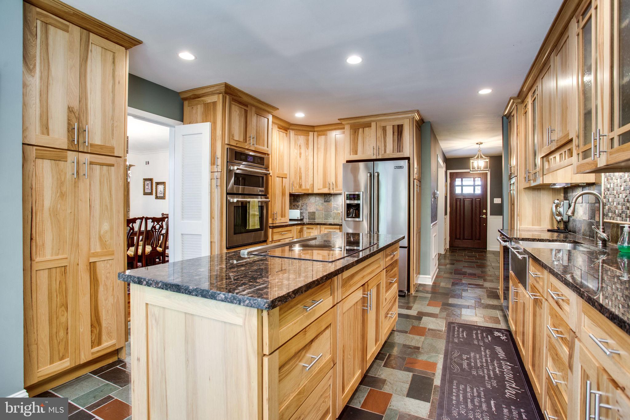 POTOMAC OUTSIDE - Residential