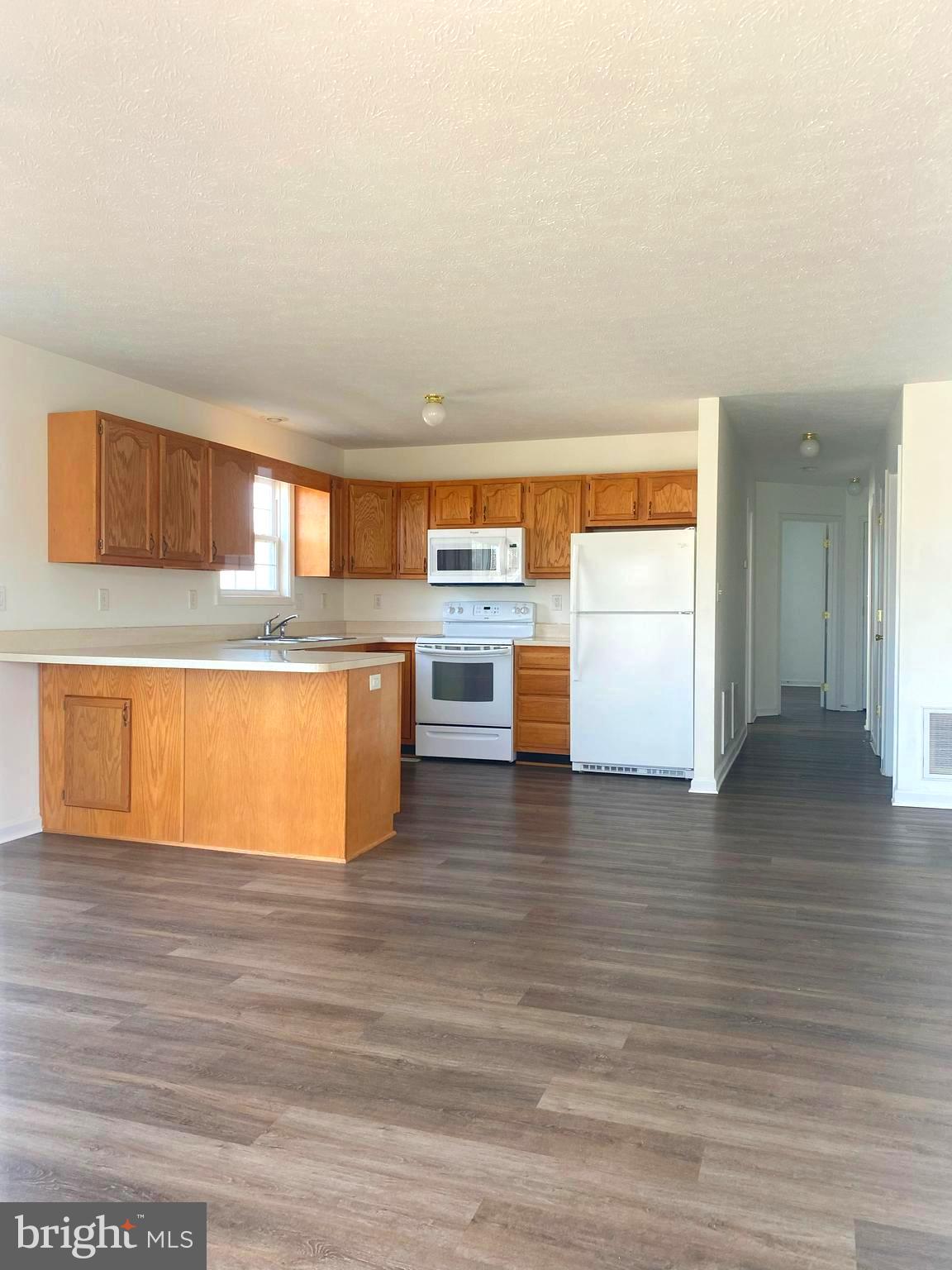 TABLER STATION - Residential