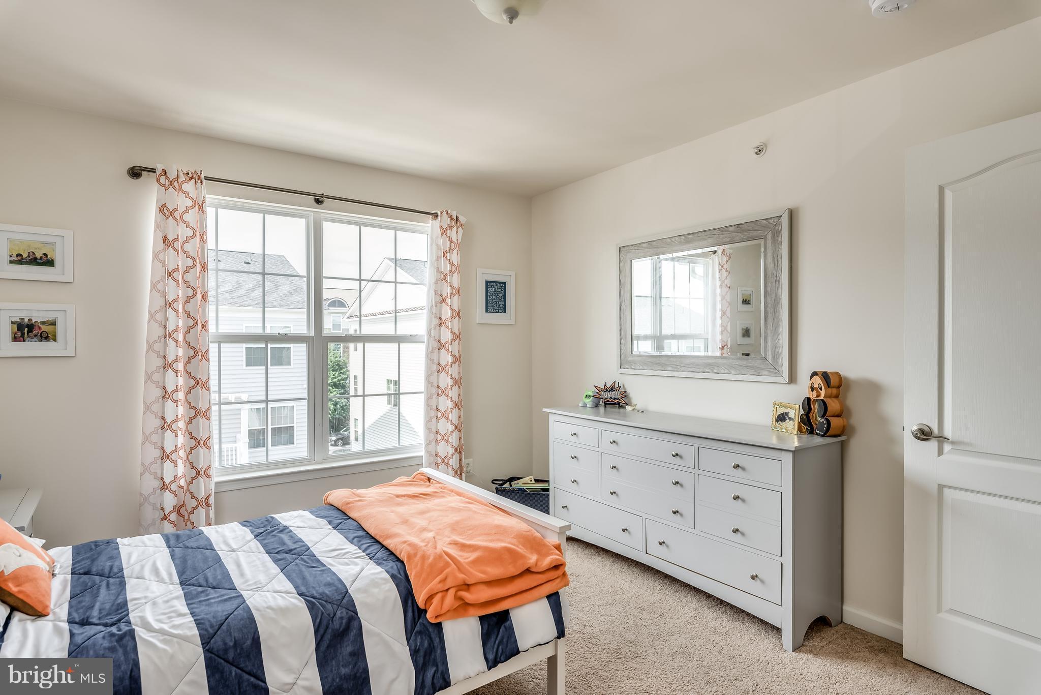 POTOMAC CLUB - Residential Lease