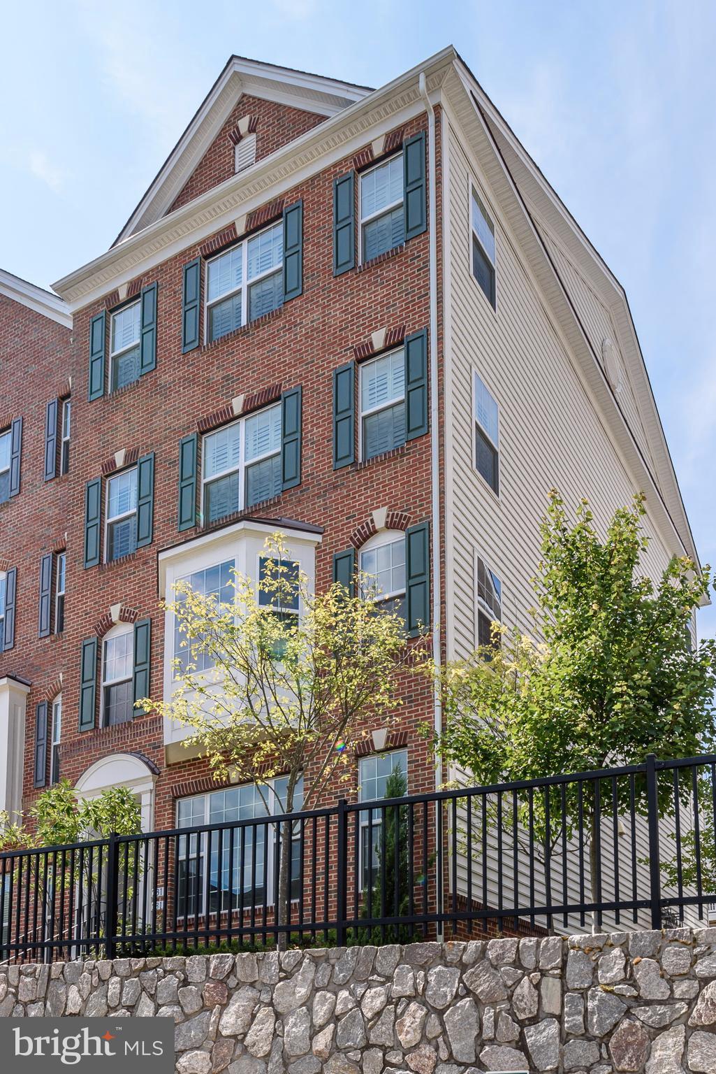 POTOMAC CLUB - Residential Lease