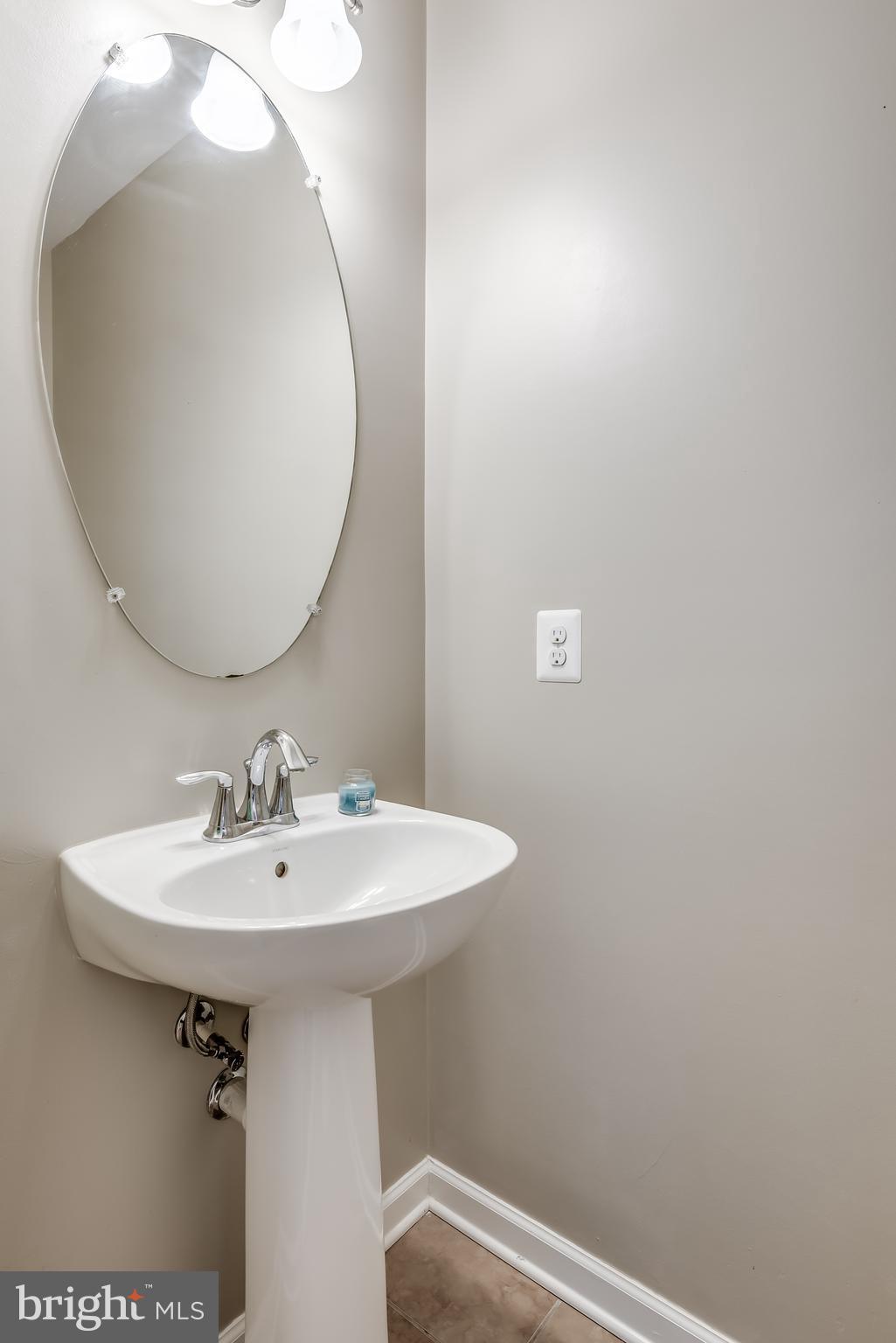 POTOMAC CLUB - Residential Lease